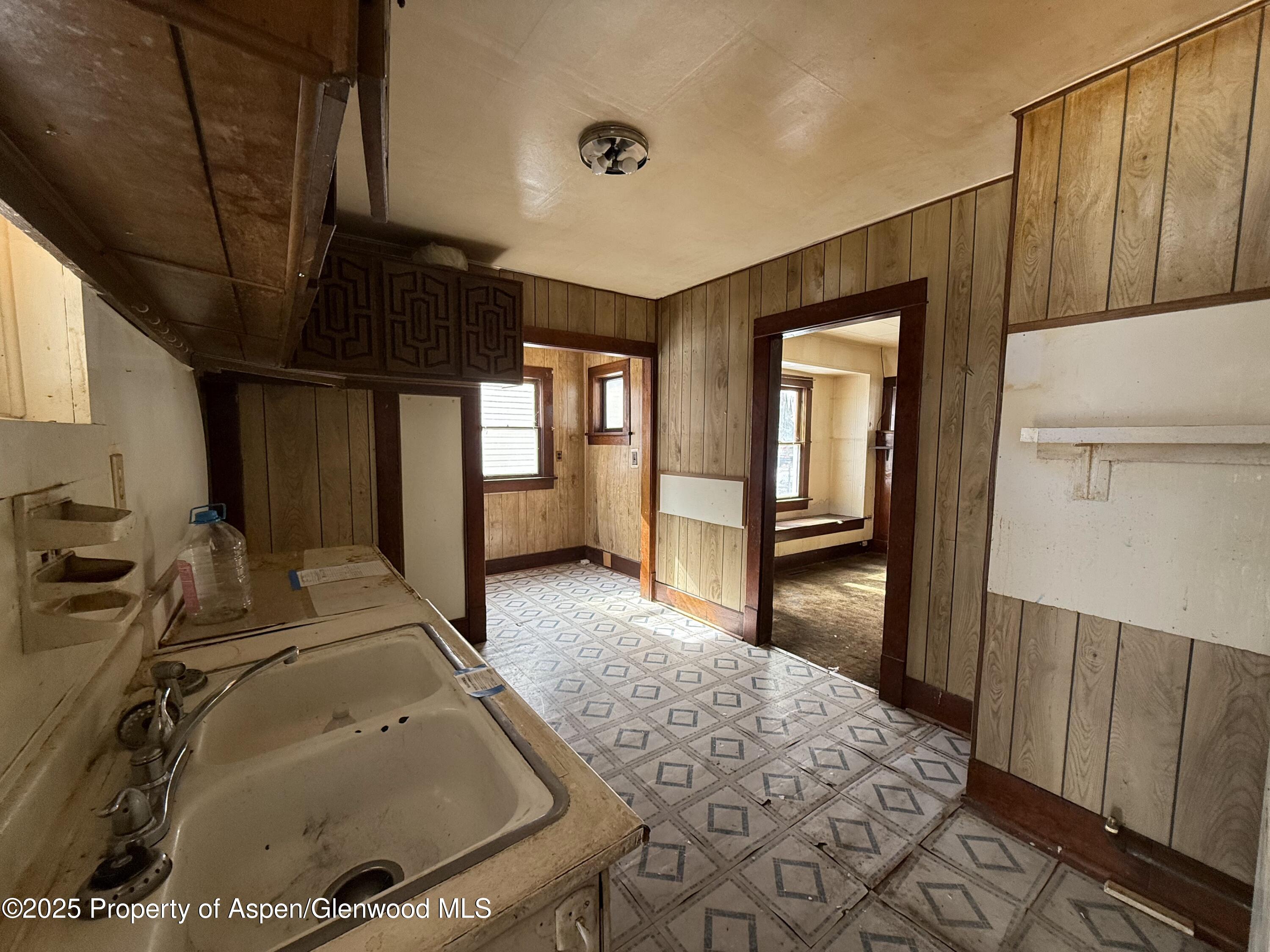 545 Taylor Street Property Photo 6