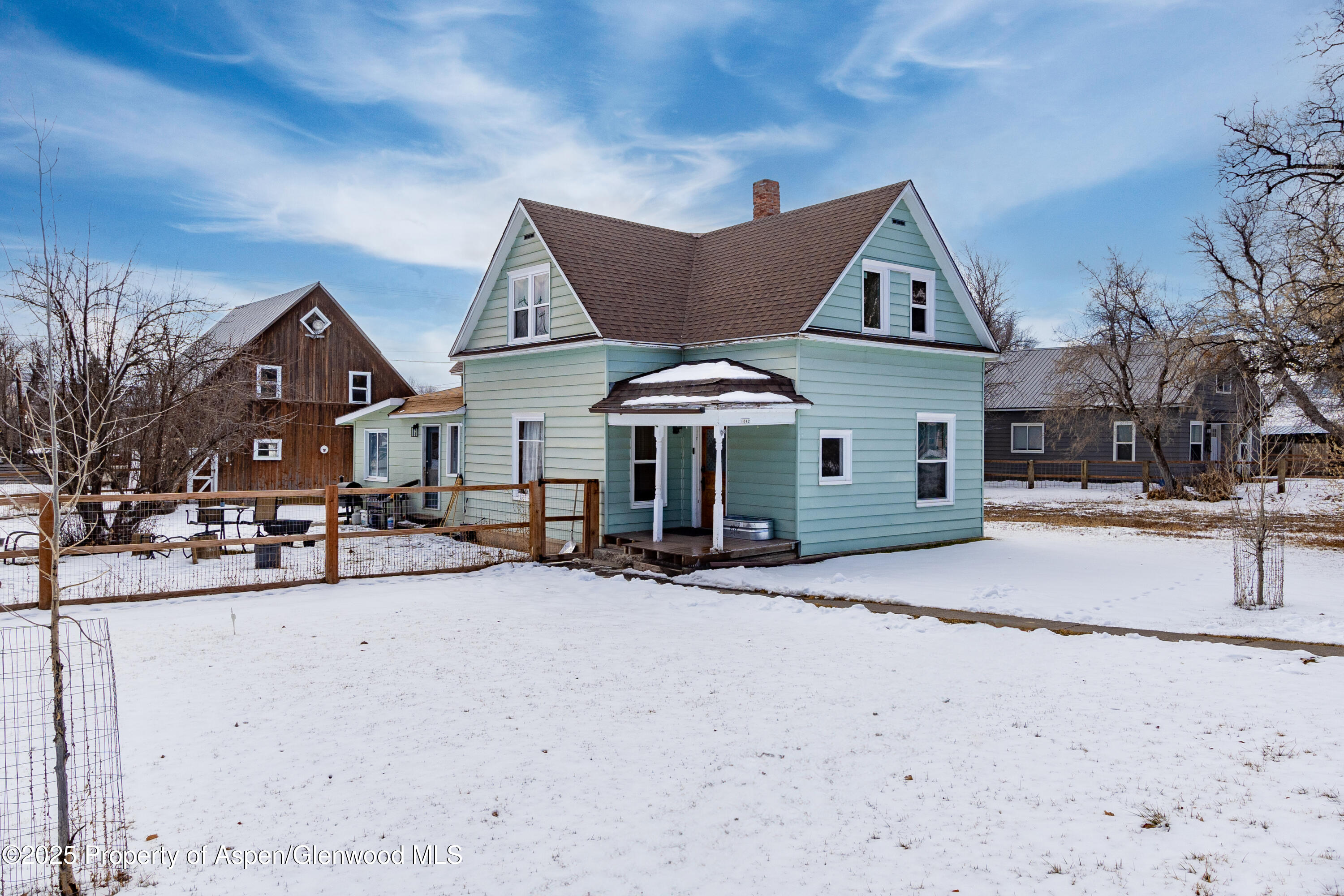 1042 Park Avenue Property Photo