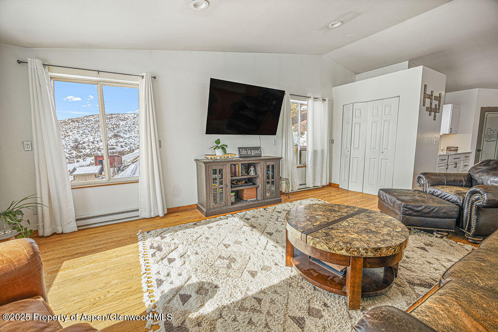 86 Counts Drive Property Photo 5