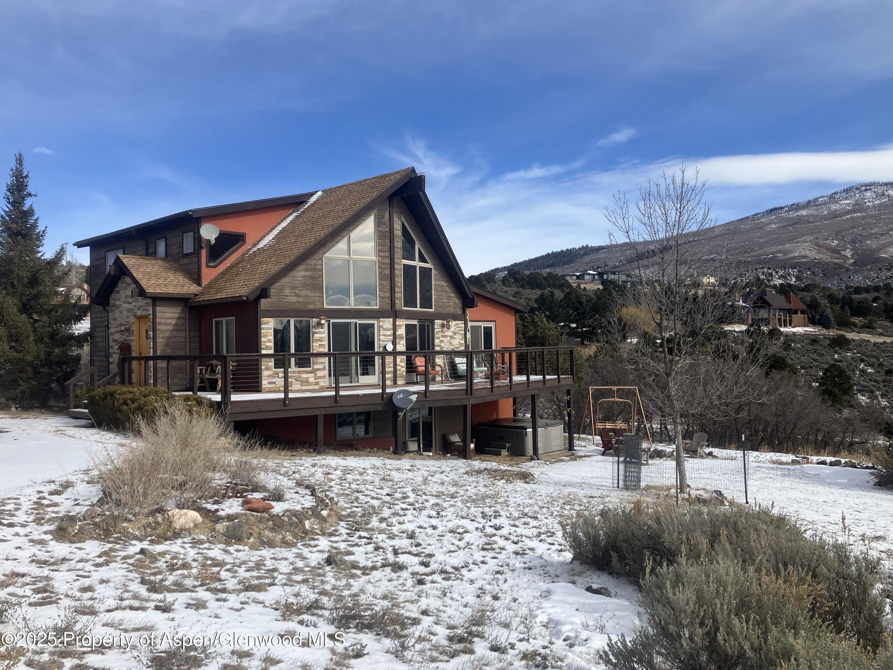 2371 Upper Cattle Creek Road Property Photo 1