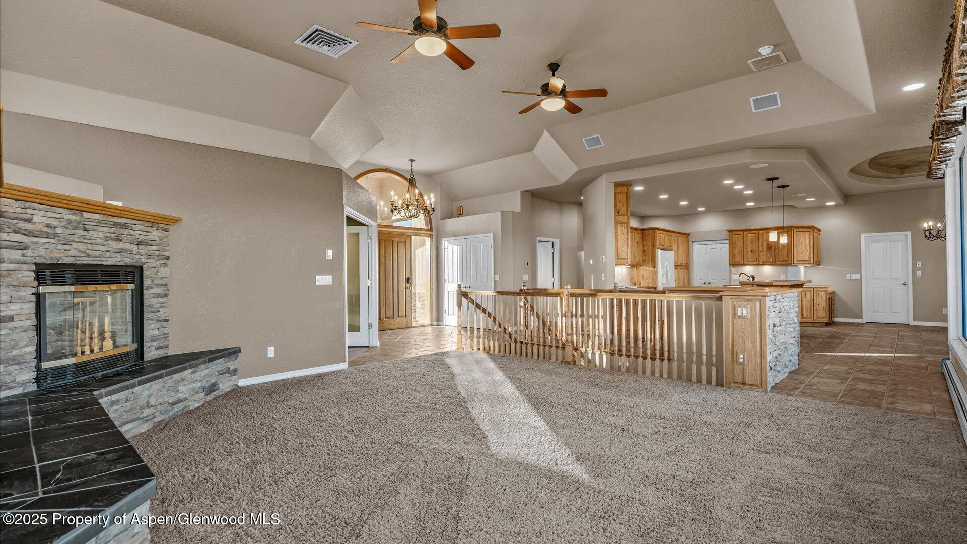 2426 H Road Property Photo 9