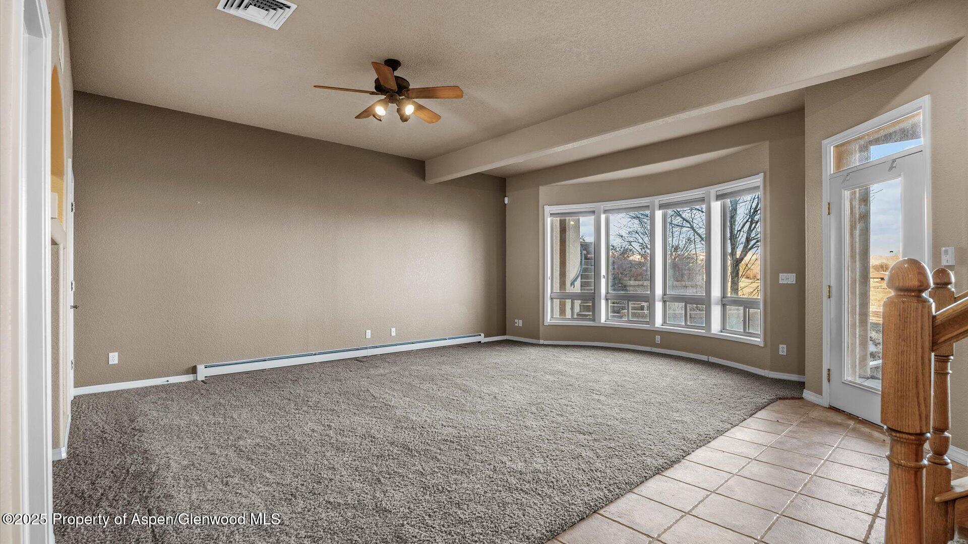 2426 H Road Property Photo 25