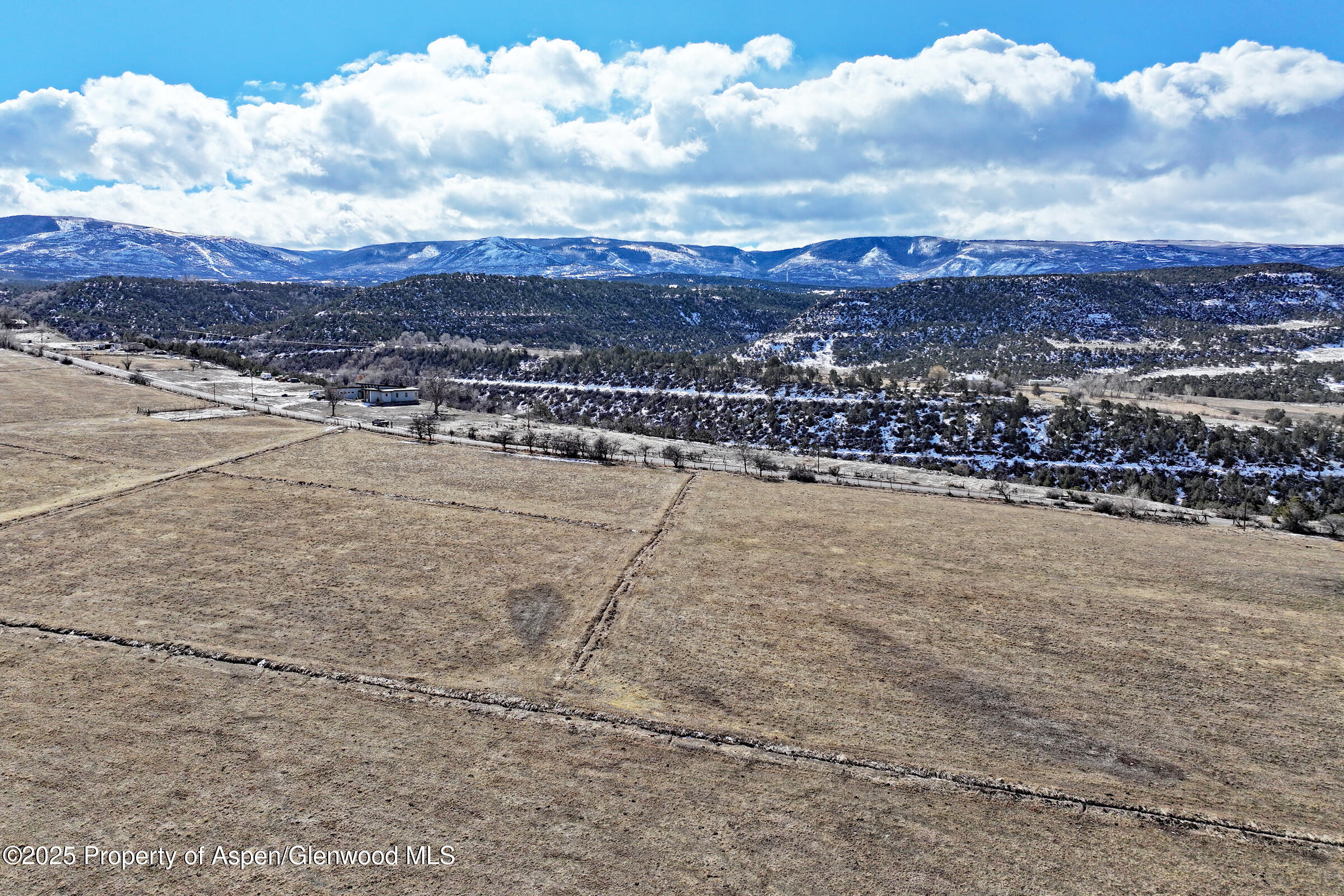 12482 54 7/10 Road Property Photo 9