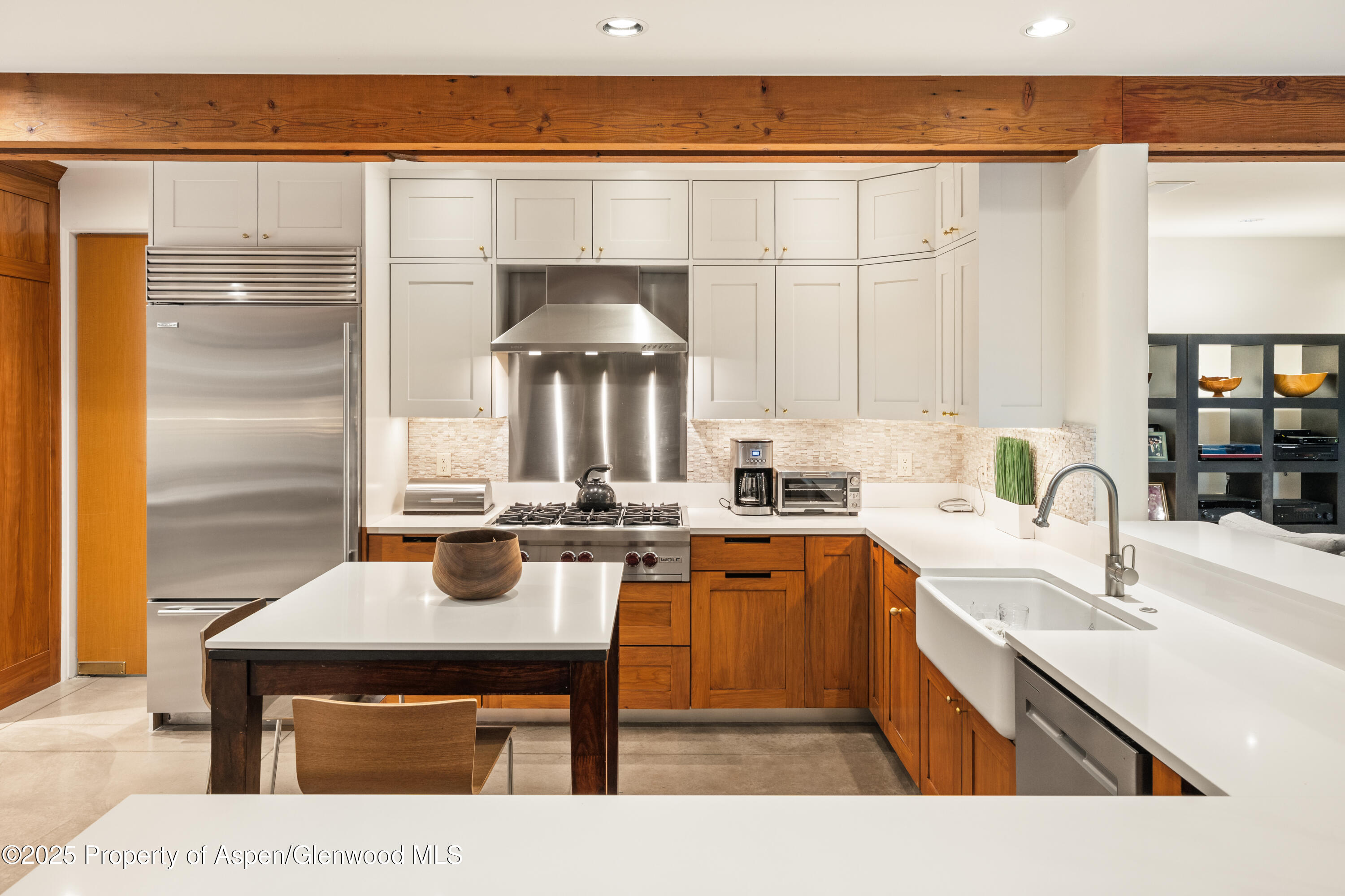 256 Twining Flats Road Property Photo 16