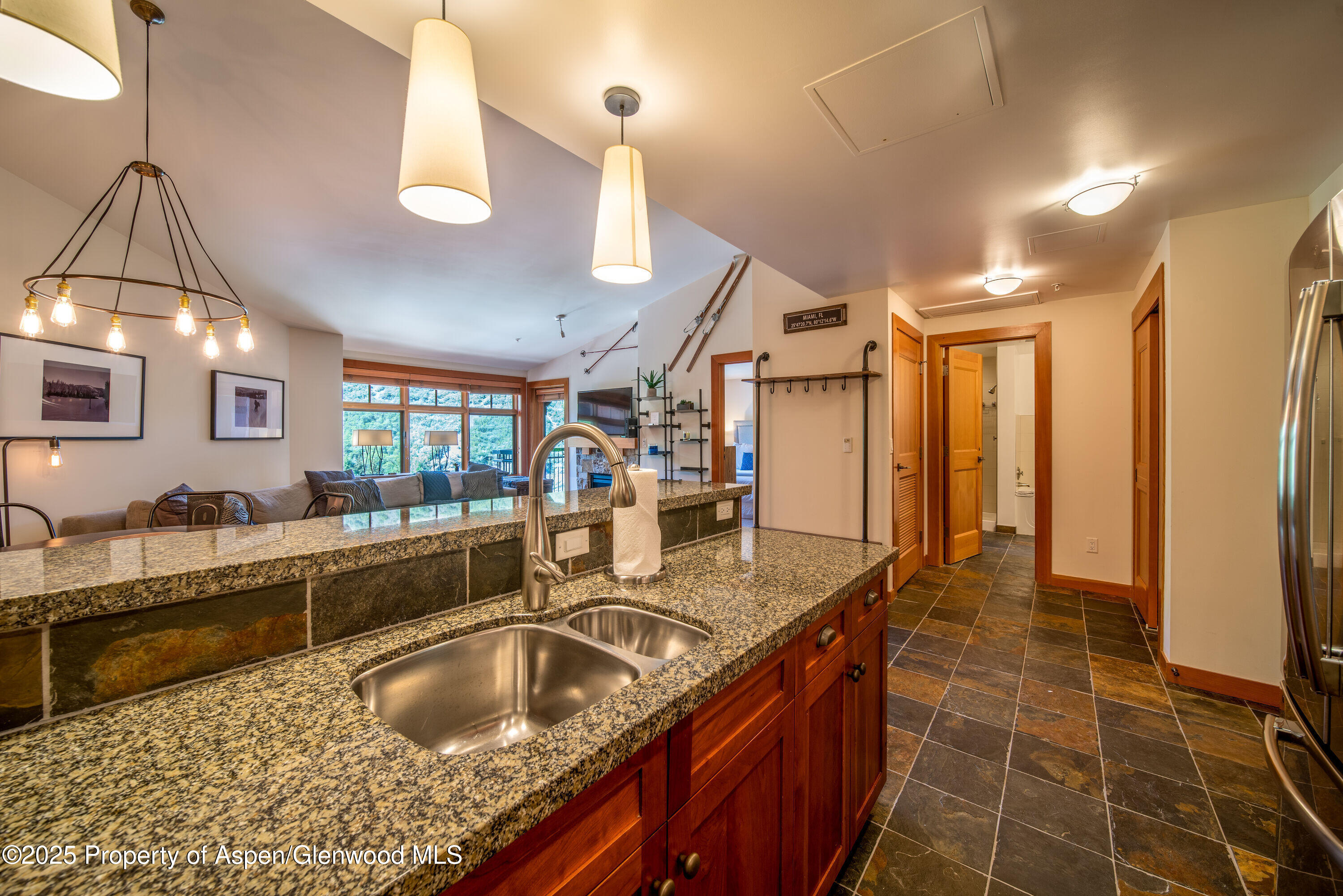 110 Carriage Way, 3403 Property Photo 7