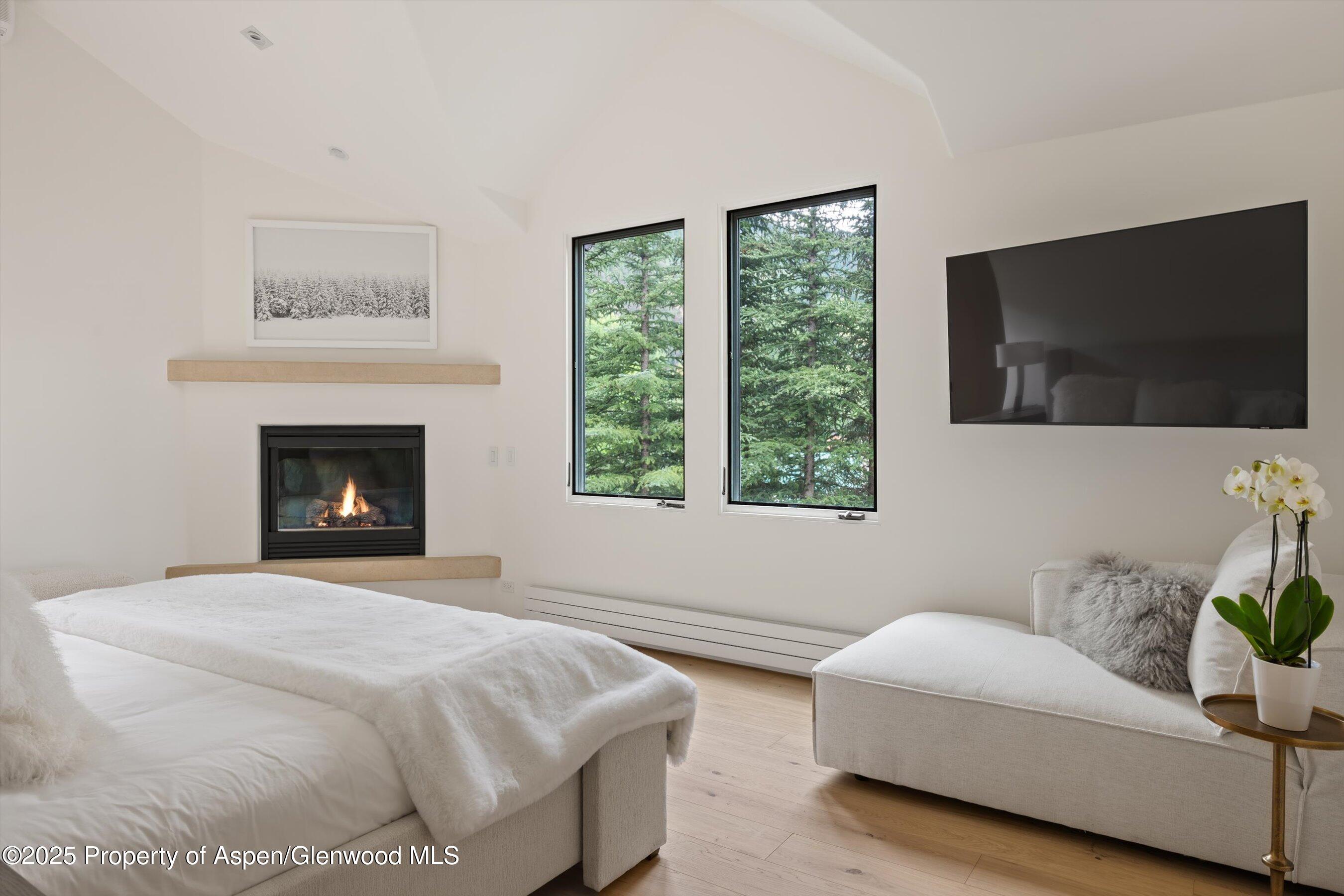 440 Alpine Court Property Photo 15