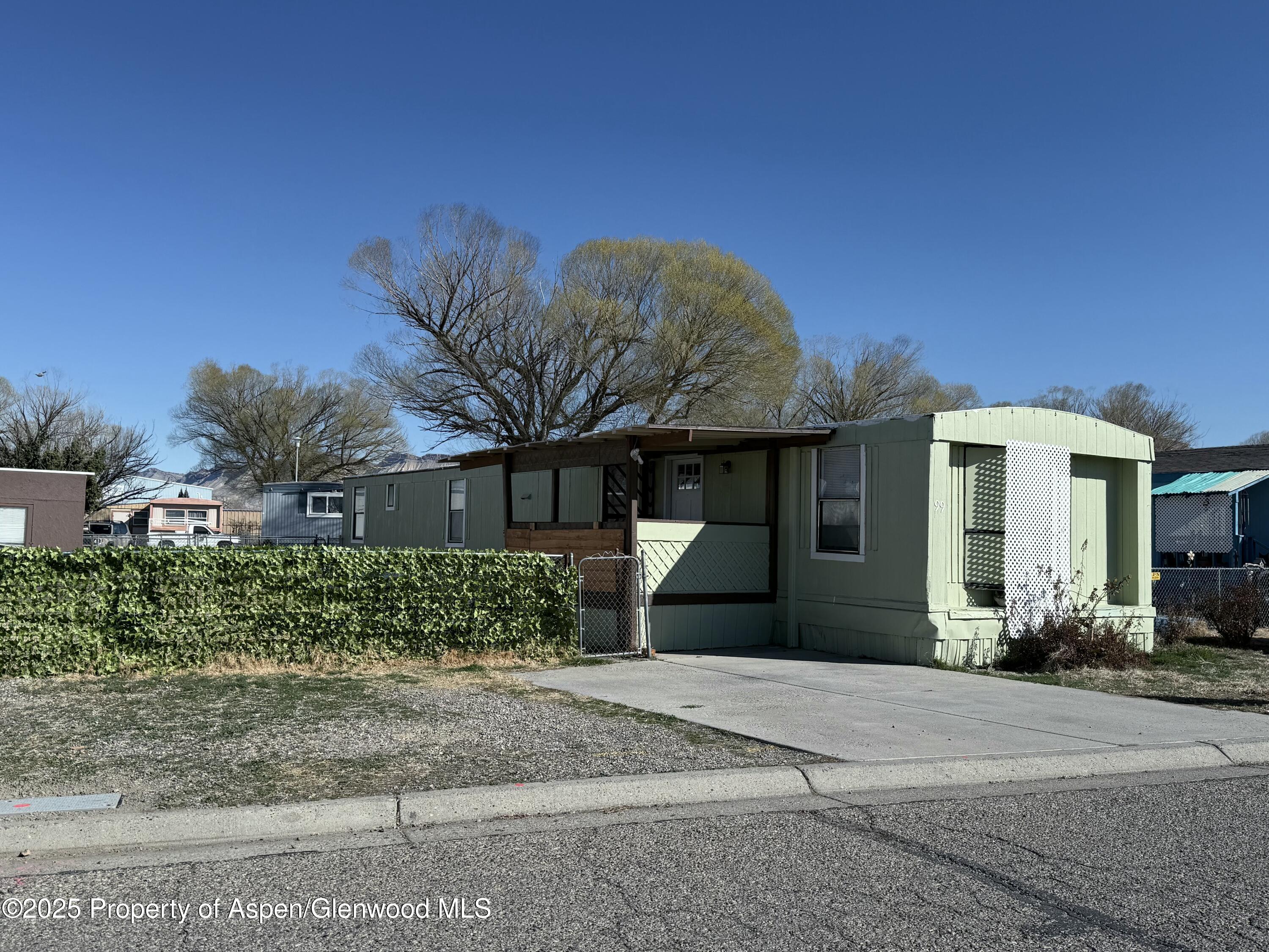 516 31 1/2 Road, #99 Property Photo