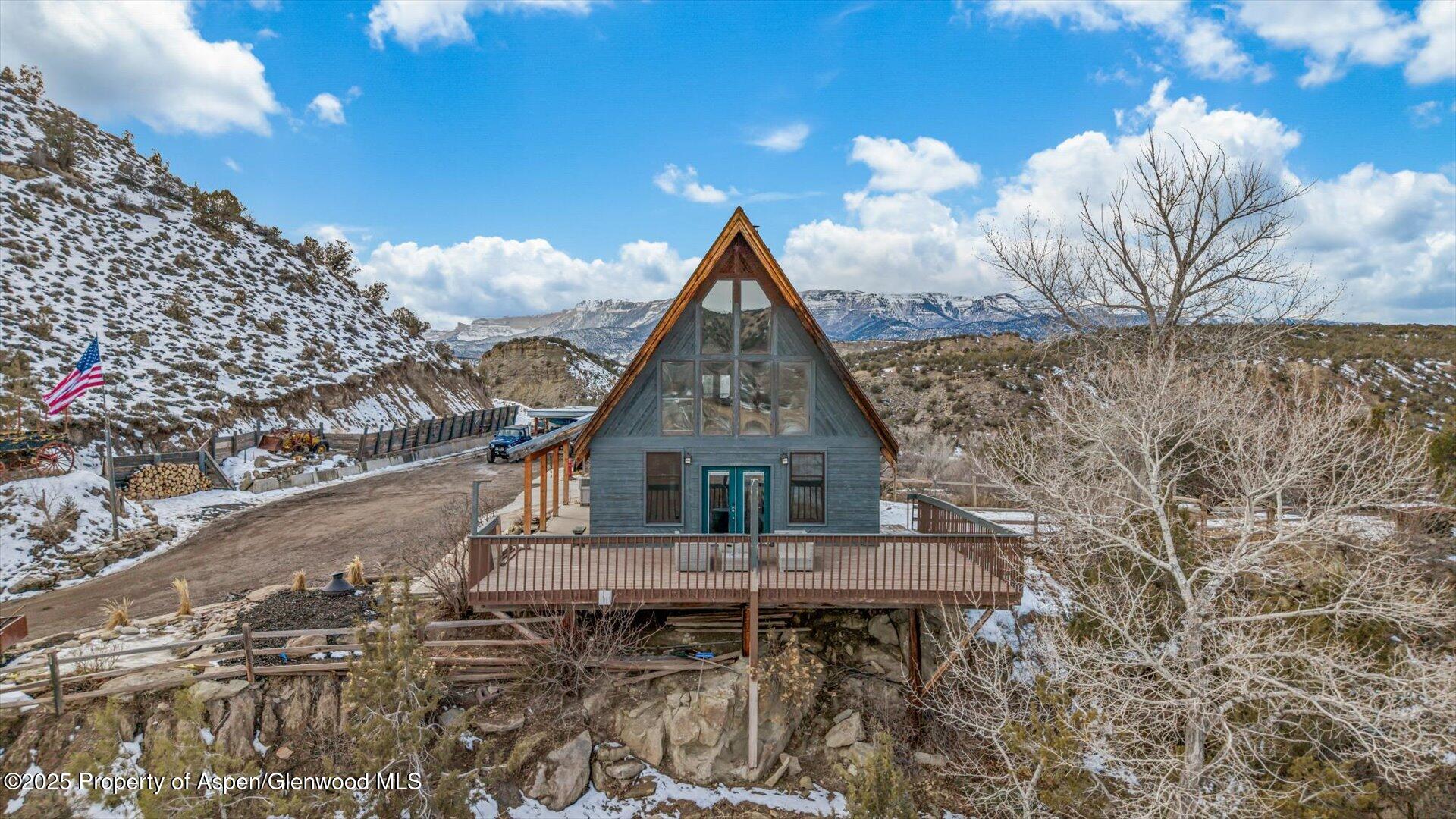 325 Highway 325 Property Photo