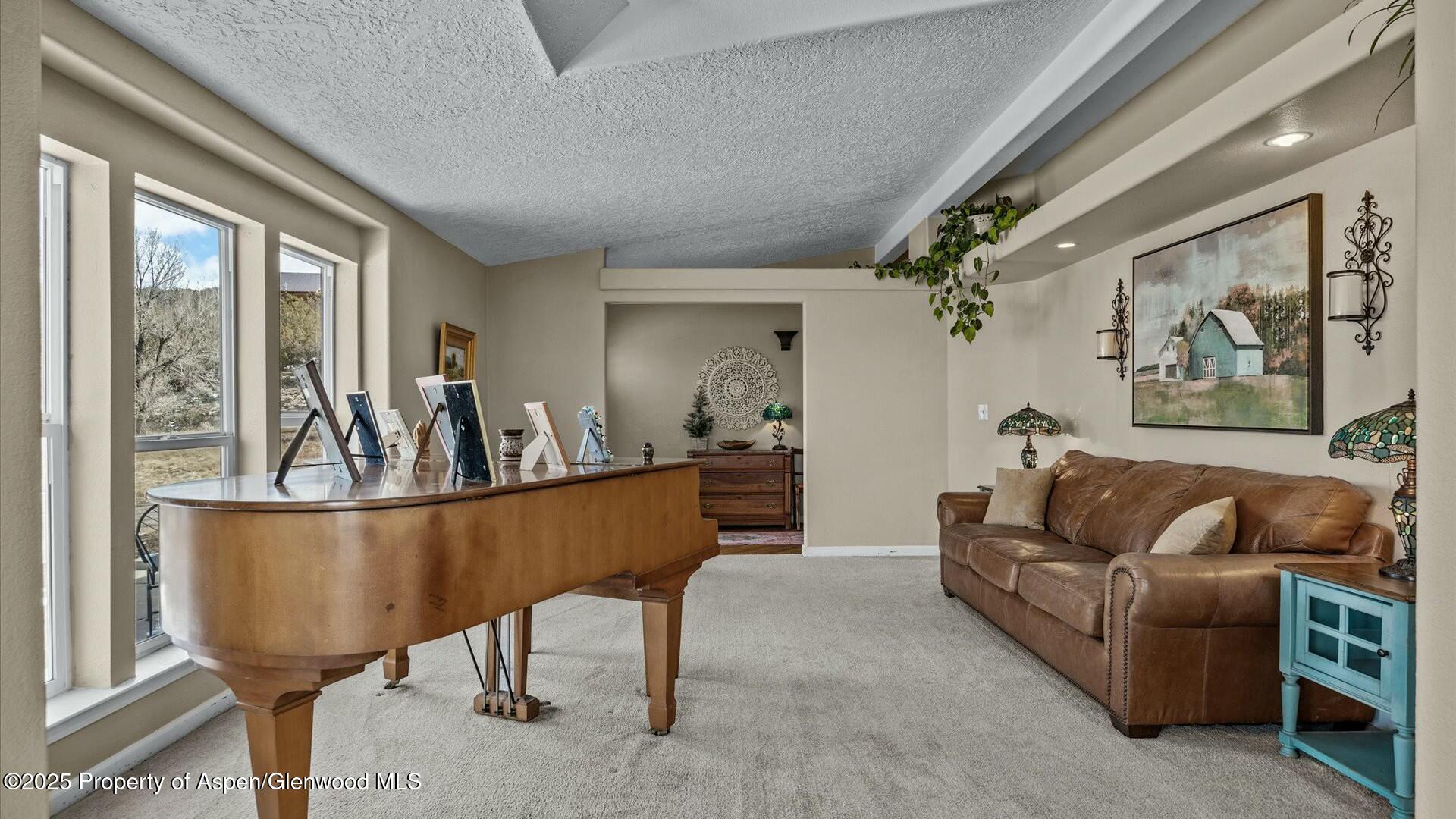 10479 50 Road Property Photo 16