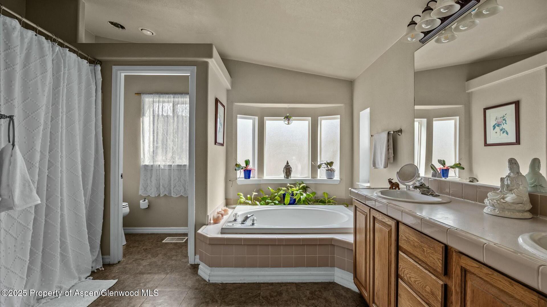 10479 50 Road Property Photo 23