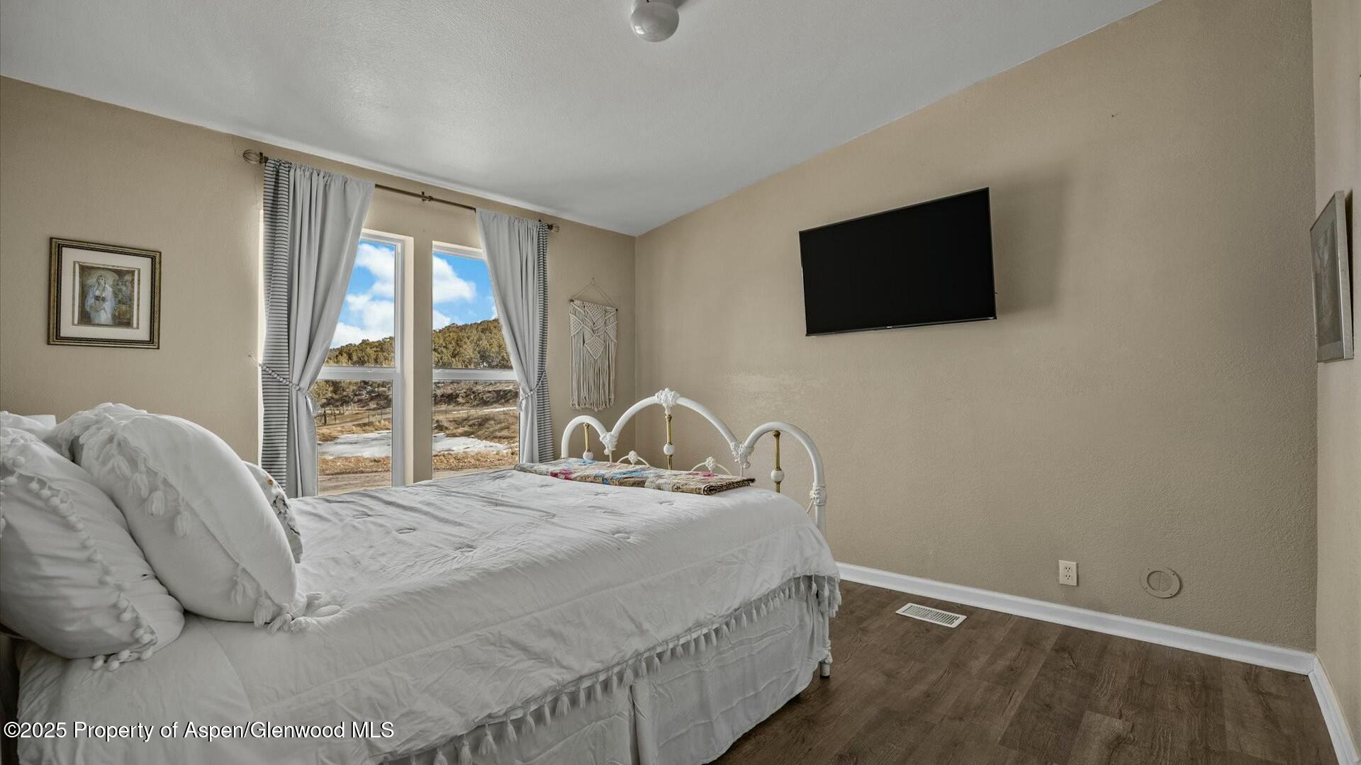 10479 50 Road Property Photo 25