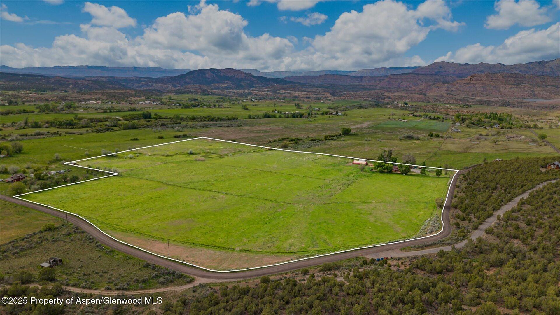 10479 50 Road Property Photo 31