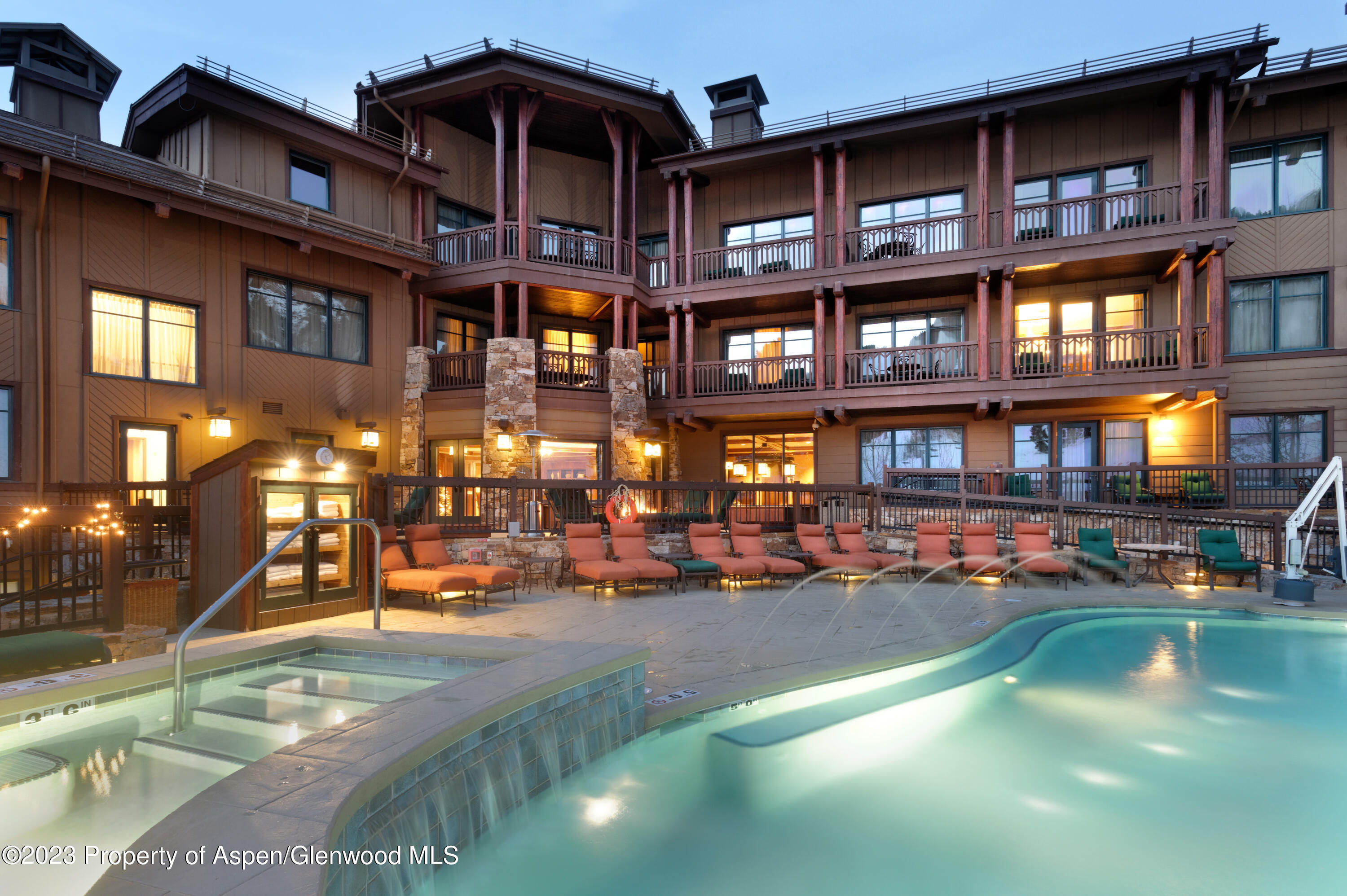 0075 Prospector Road, Unit 8404-4 Property Photo 10