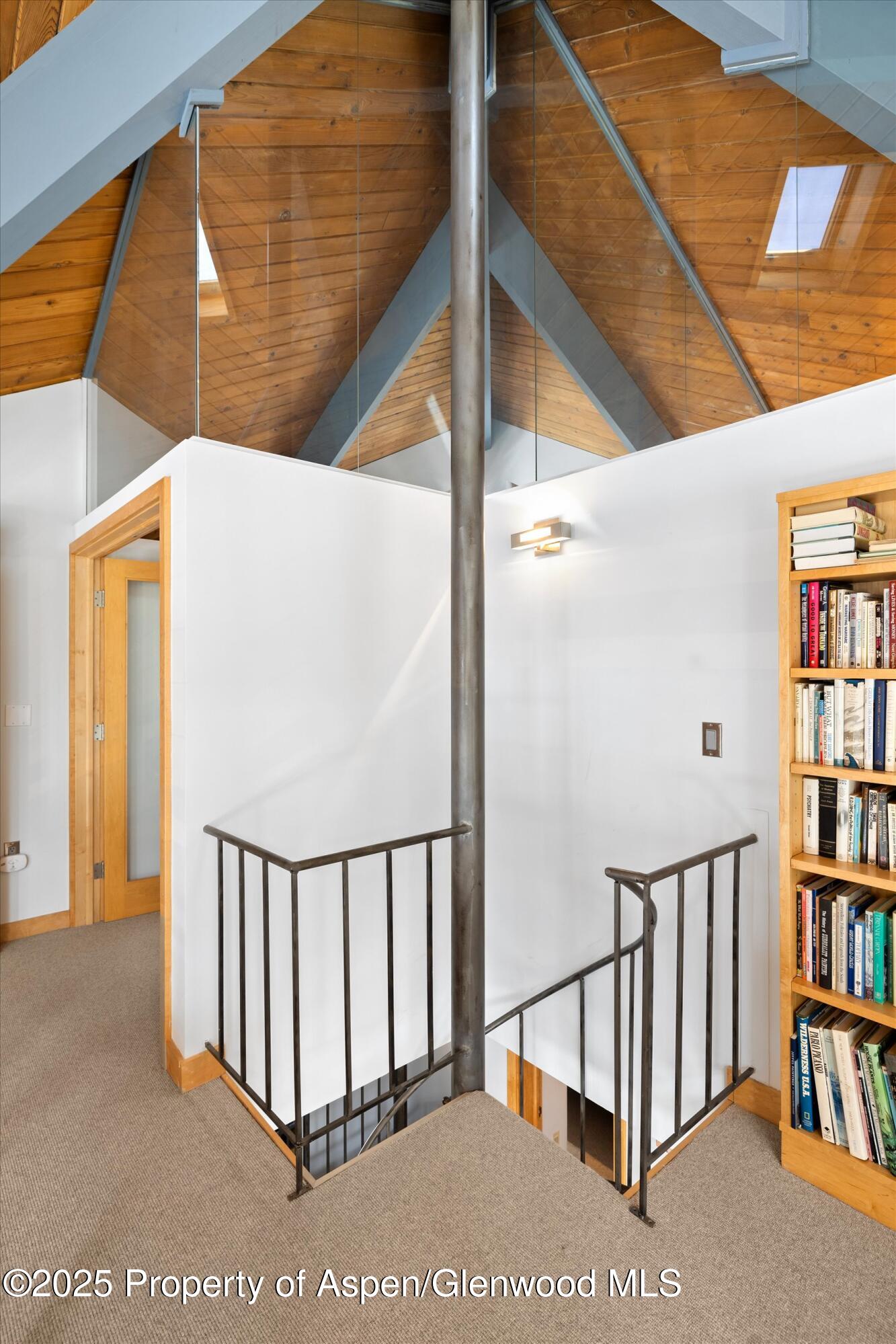 201 Midland Avenue Property Photo 15