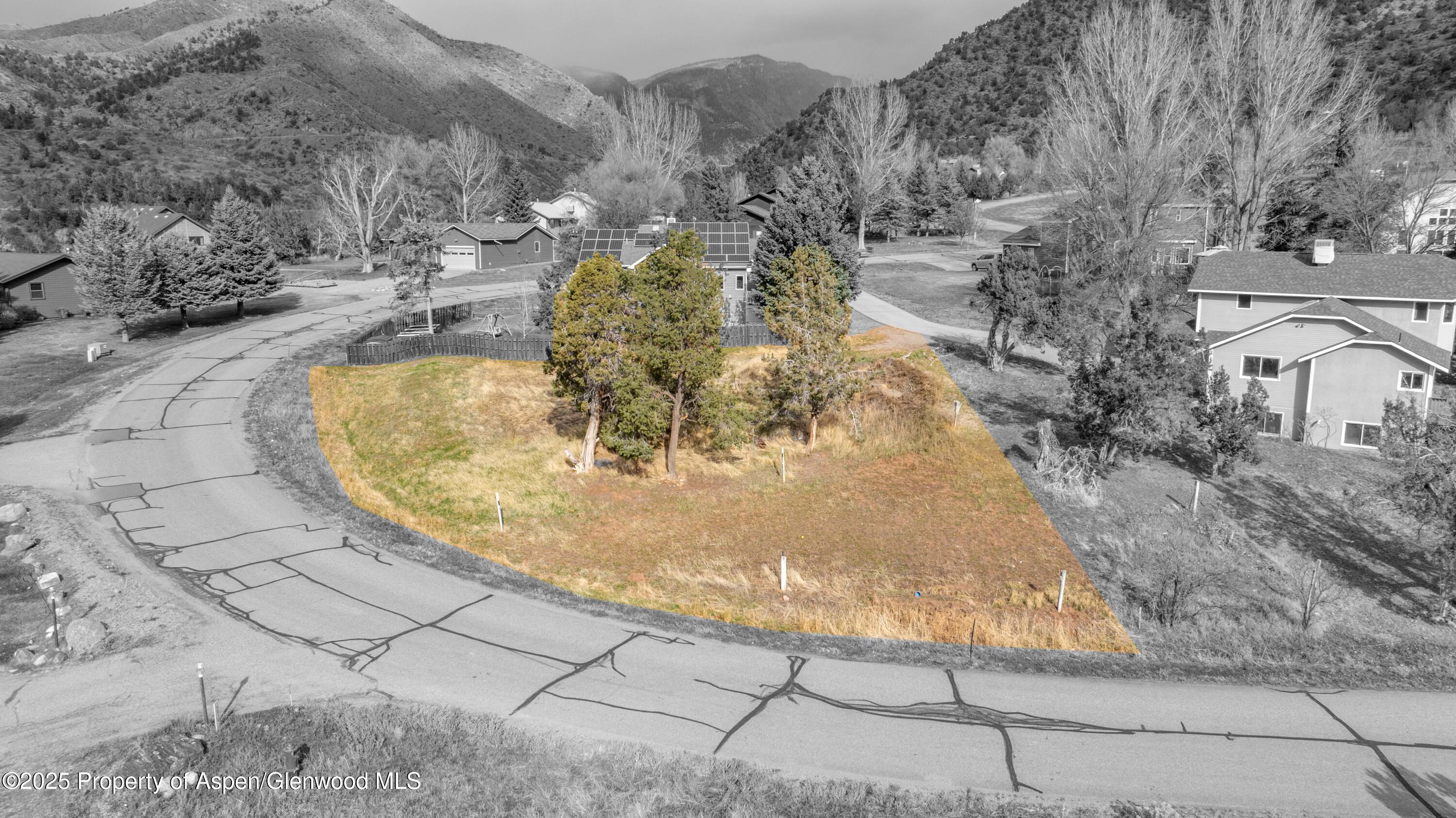 476 Canyon Creek Drive Property Photo