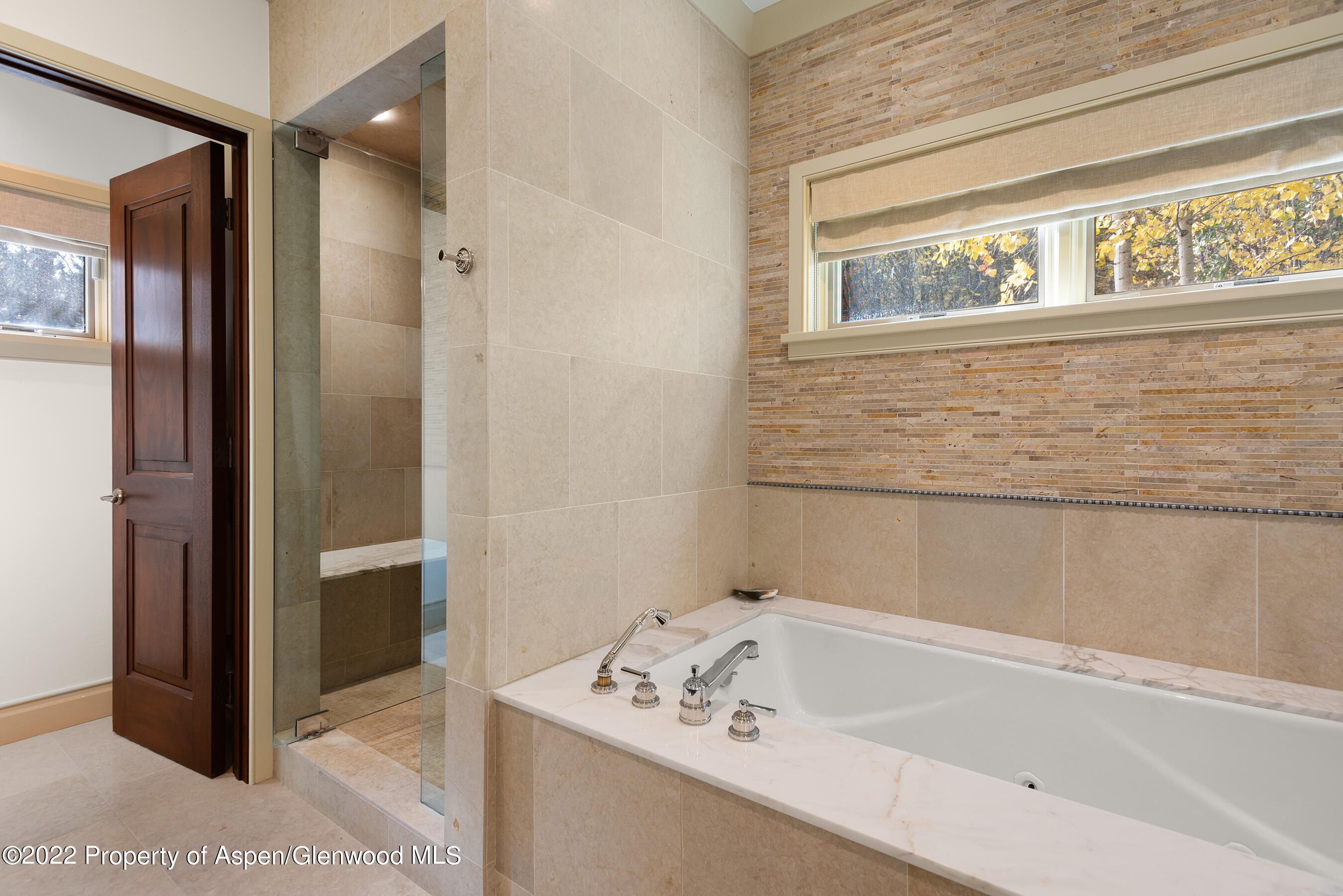 509 W Hopkins Avenue Property Photo 16