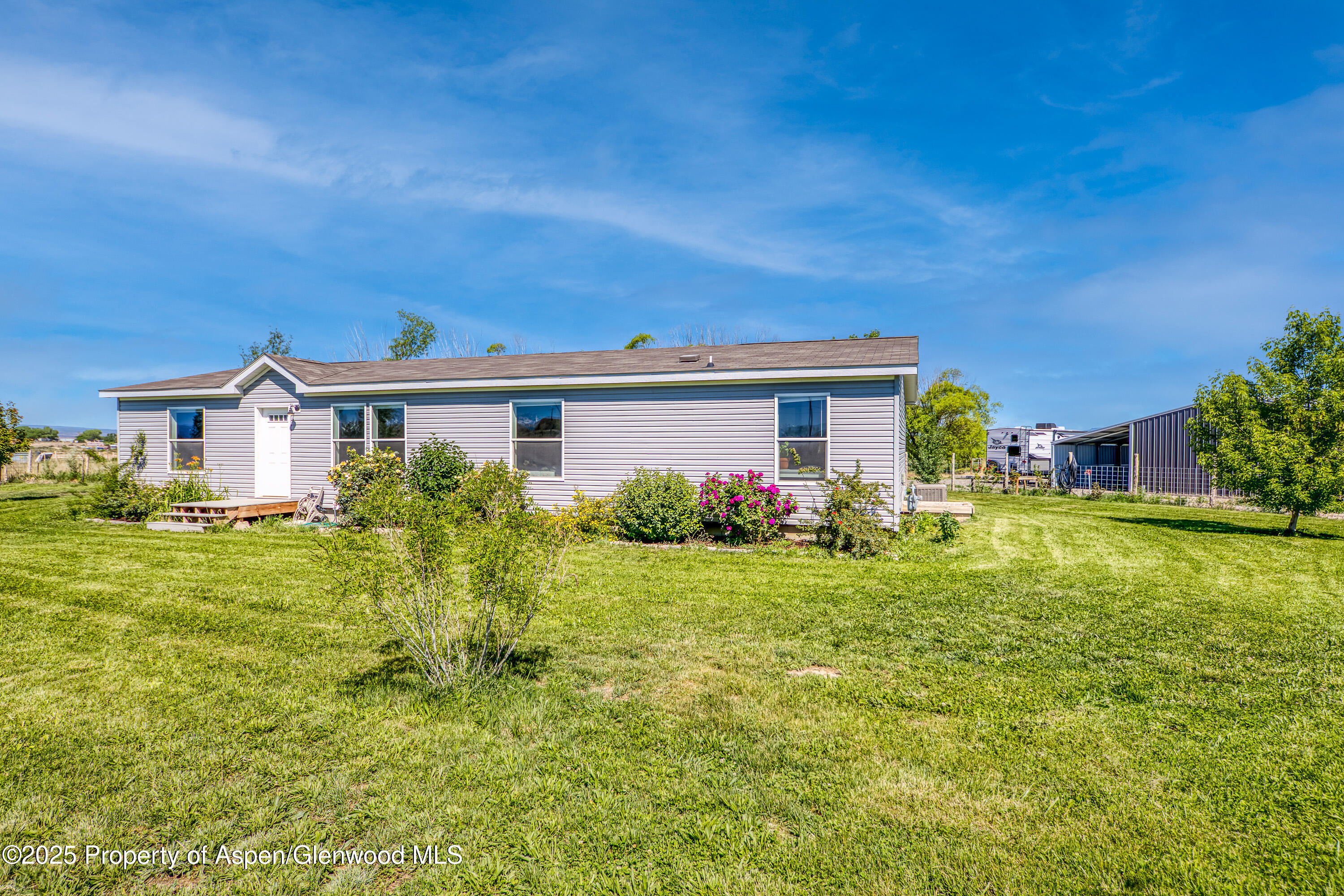 10155 6400 Road Property Photo 1