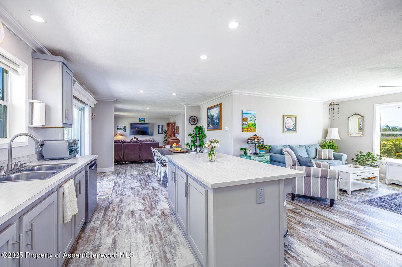 10155 6400 Road Property Photo 5