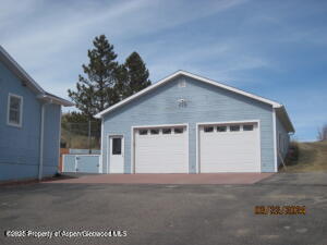 1645 E 7th Street Property Photo 3