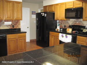 1645 E 7th Street Property Photo 13