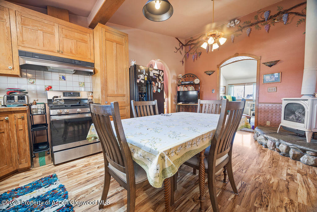 365 Russell Street Property Photo 5