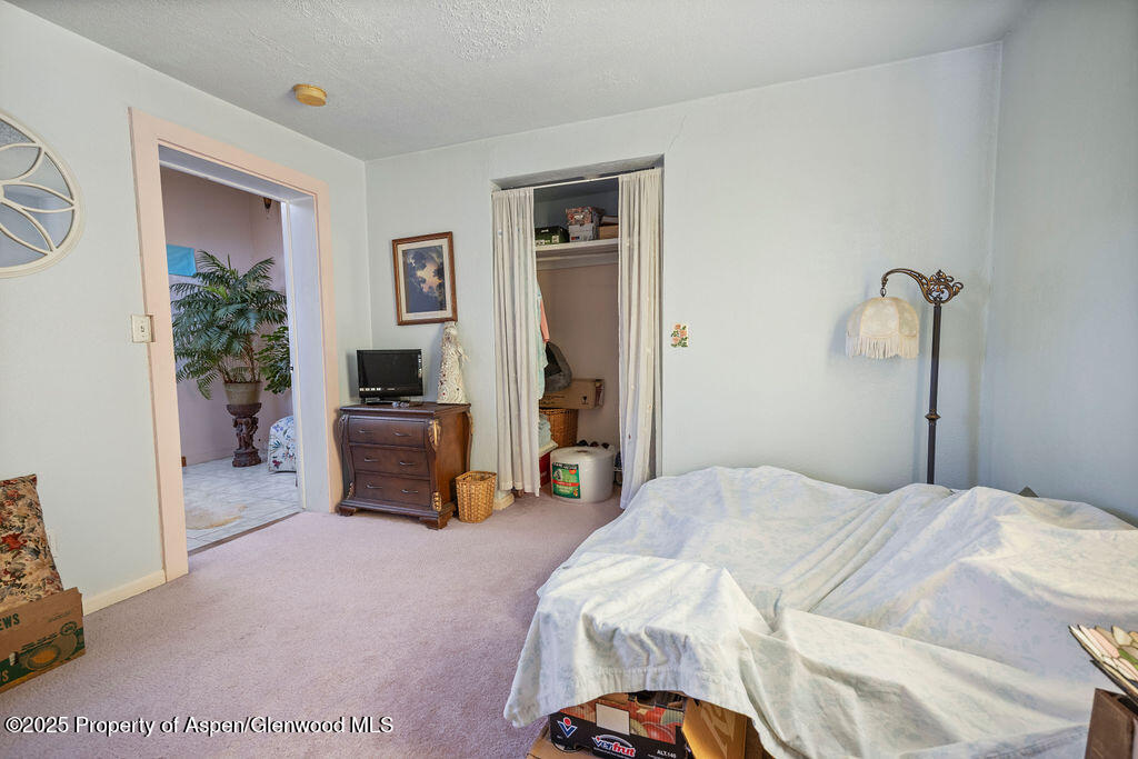 365 Russell Street Property Photo 14