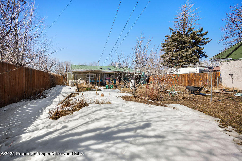 365 Russell Street Property Photo 35