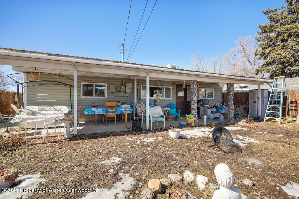 365 Russell Street Property Photo 38