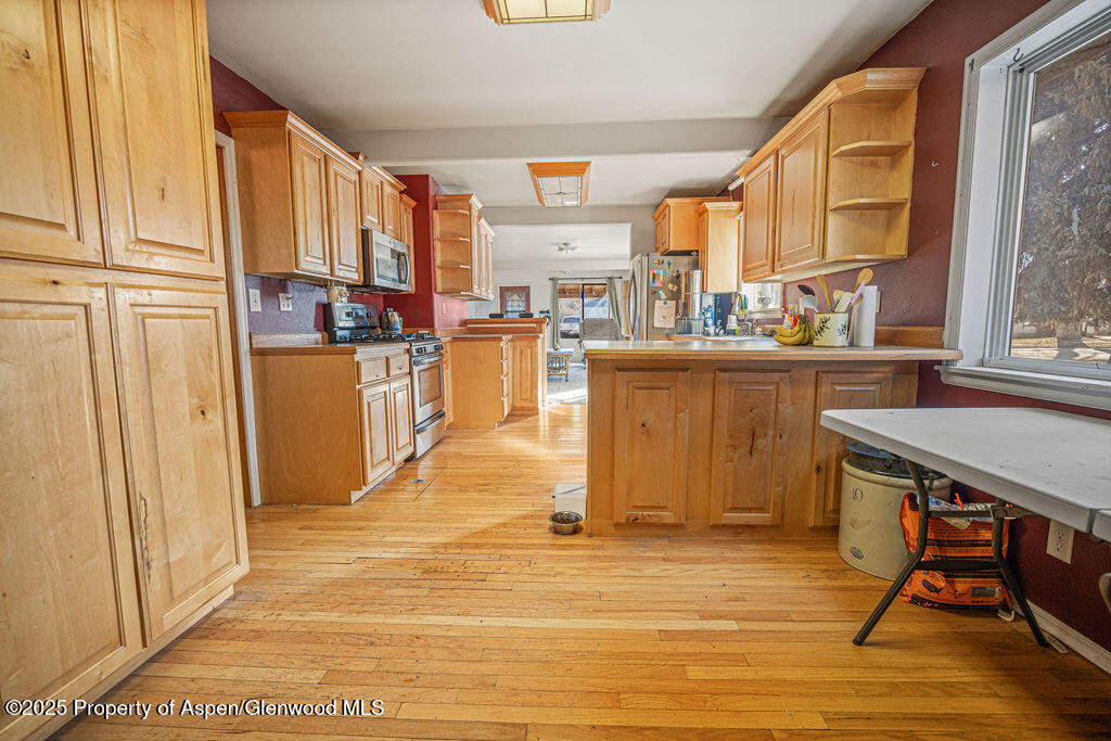 640 School Street Property Photo 4