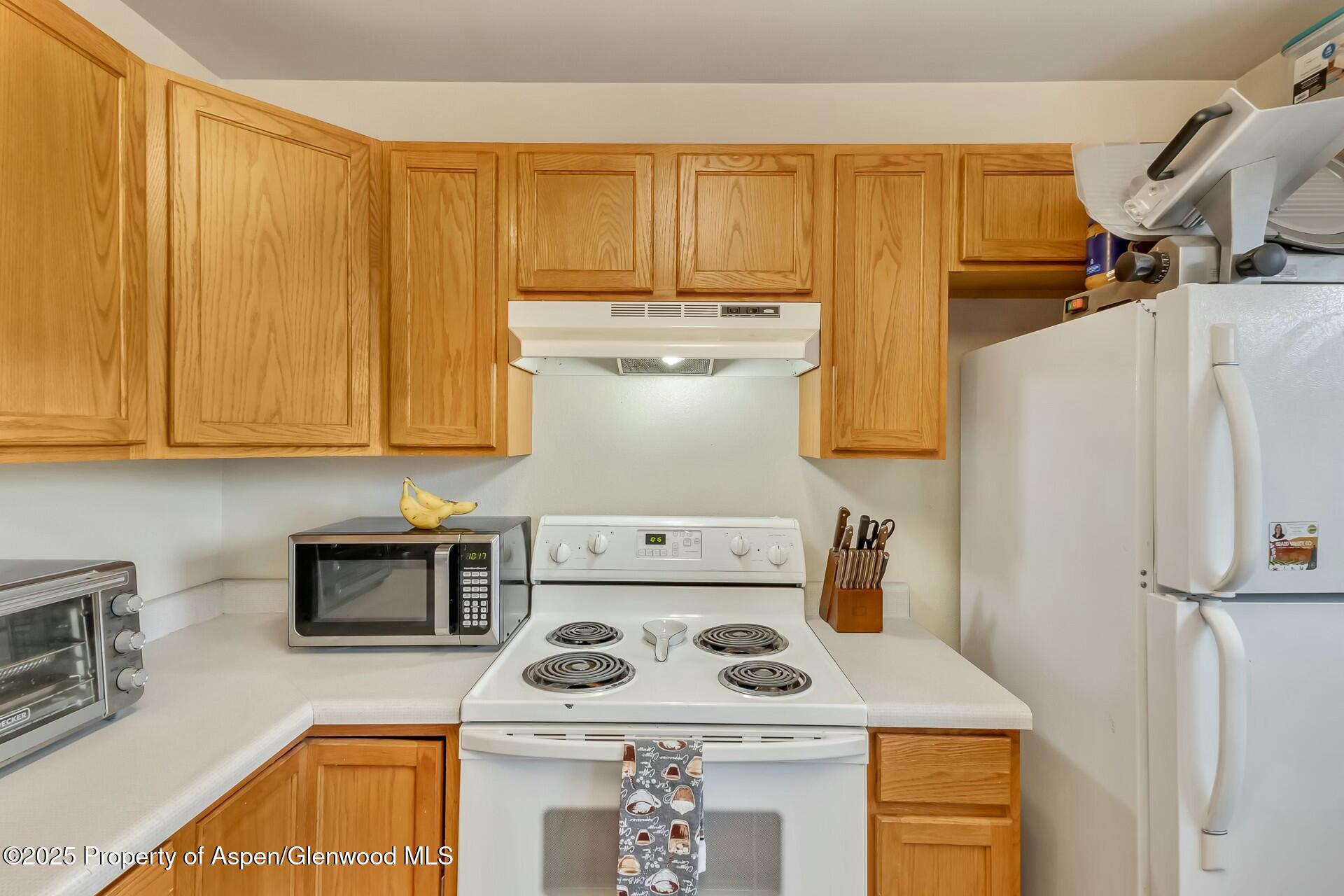 486 1/2 Ridge Lane Lane Property Photo 12