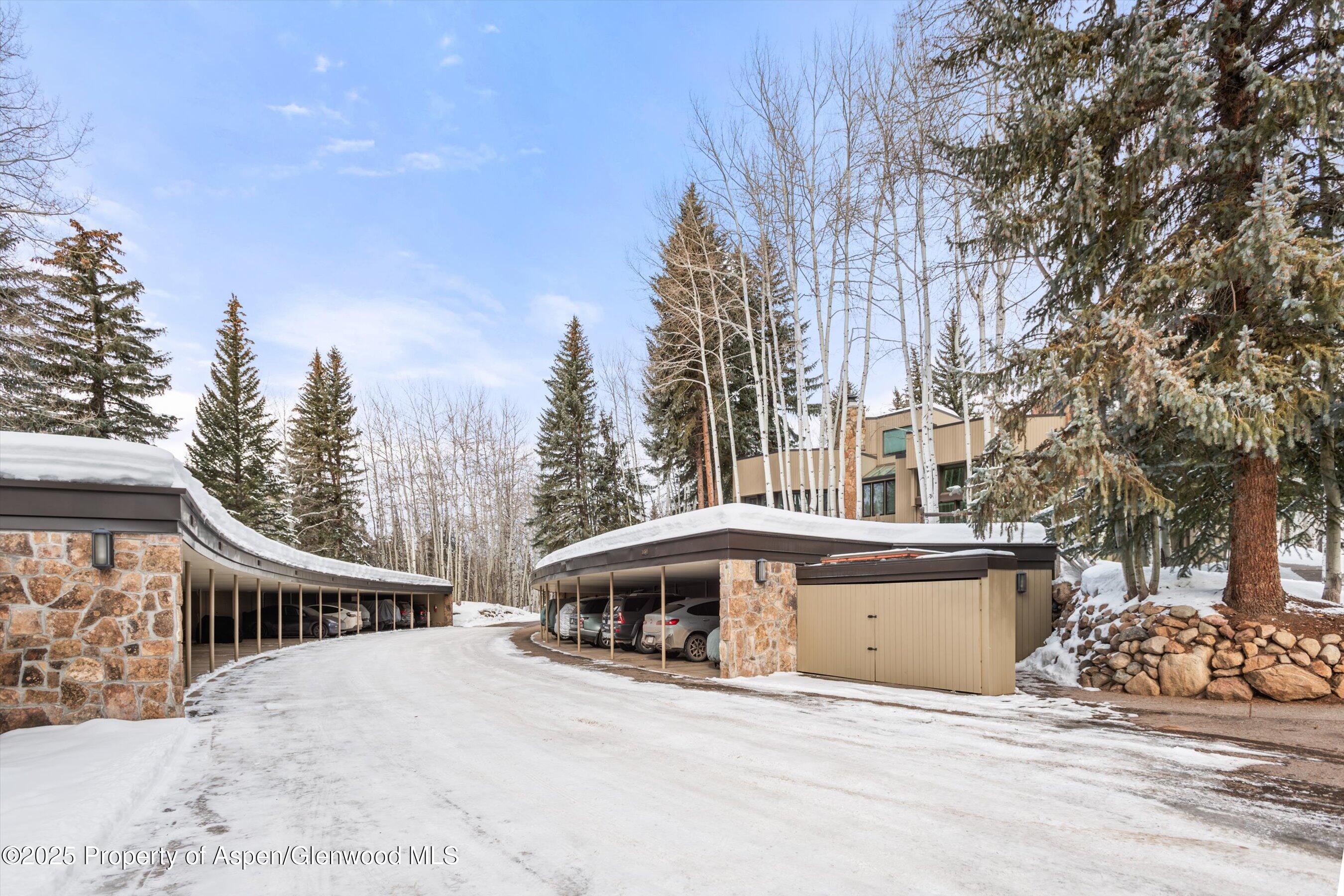 1428 Crystal Lake Road, A4 Property Photo 3