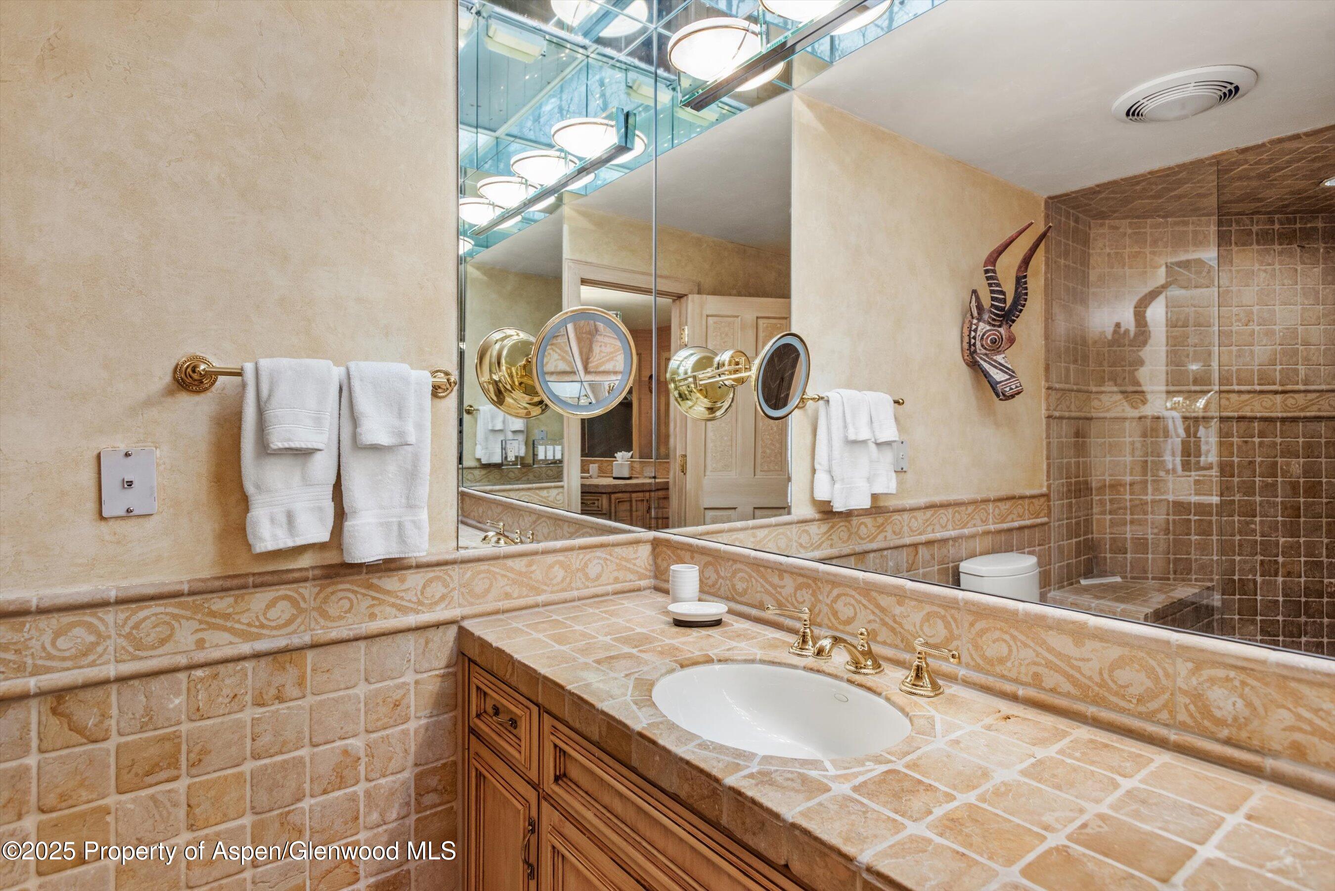 1428 Crystal Lake Road, A4 Property Photo 20