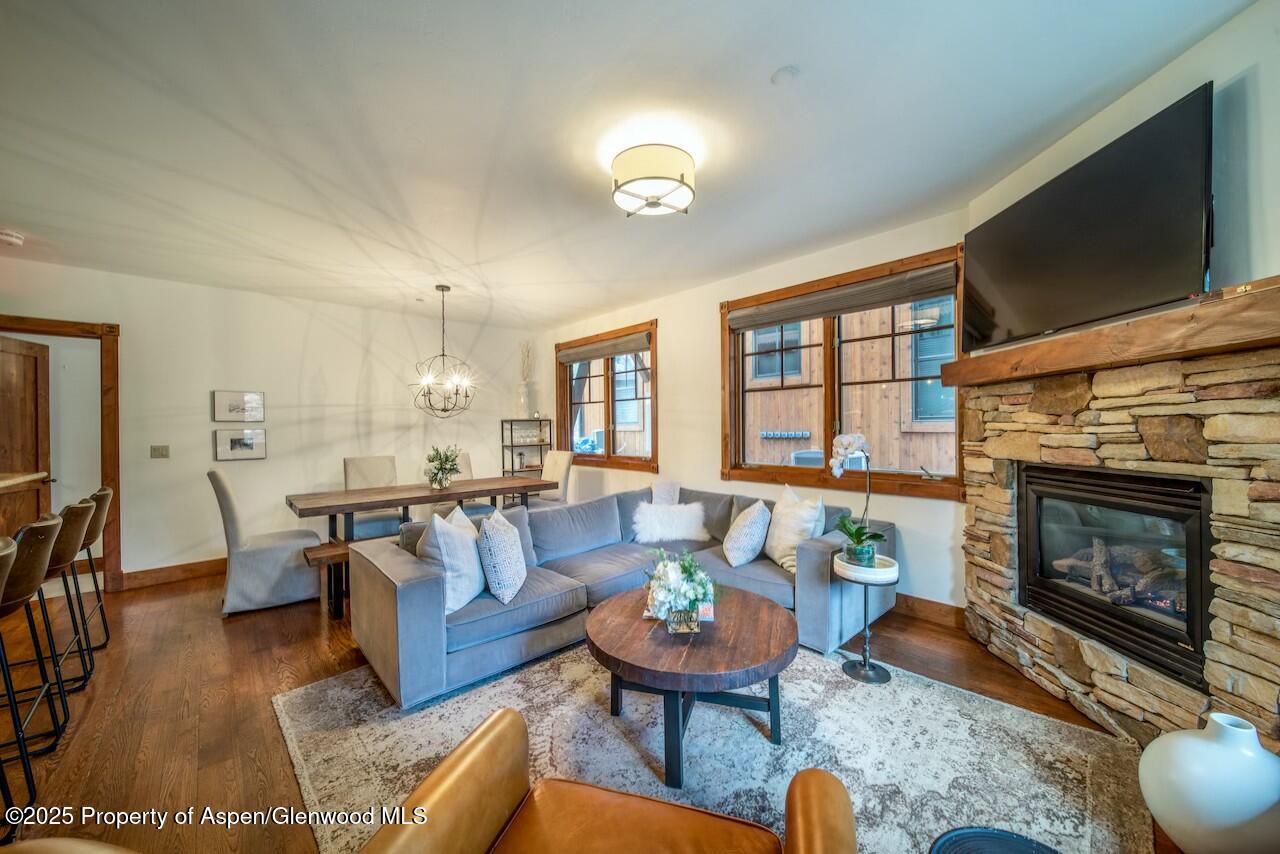 503 W Main Street Property Photo