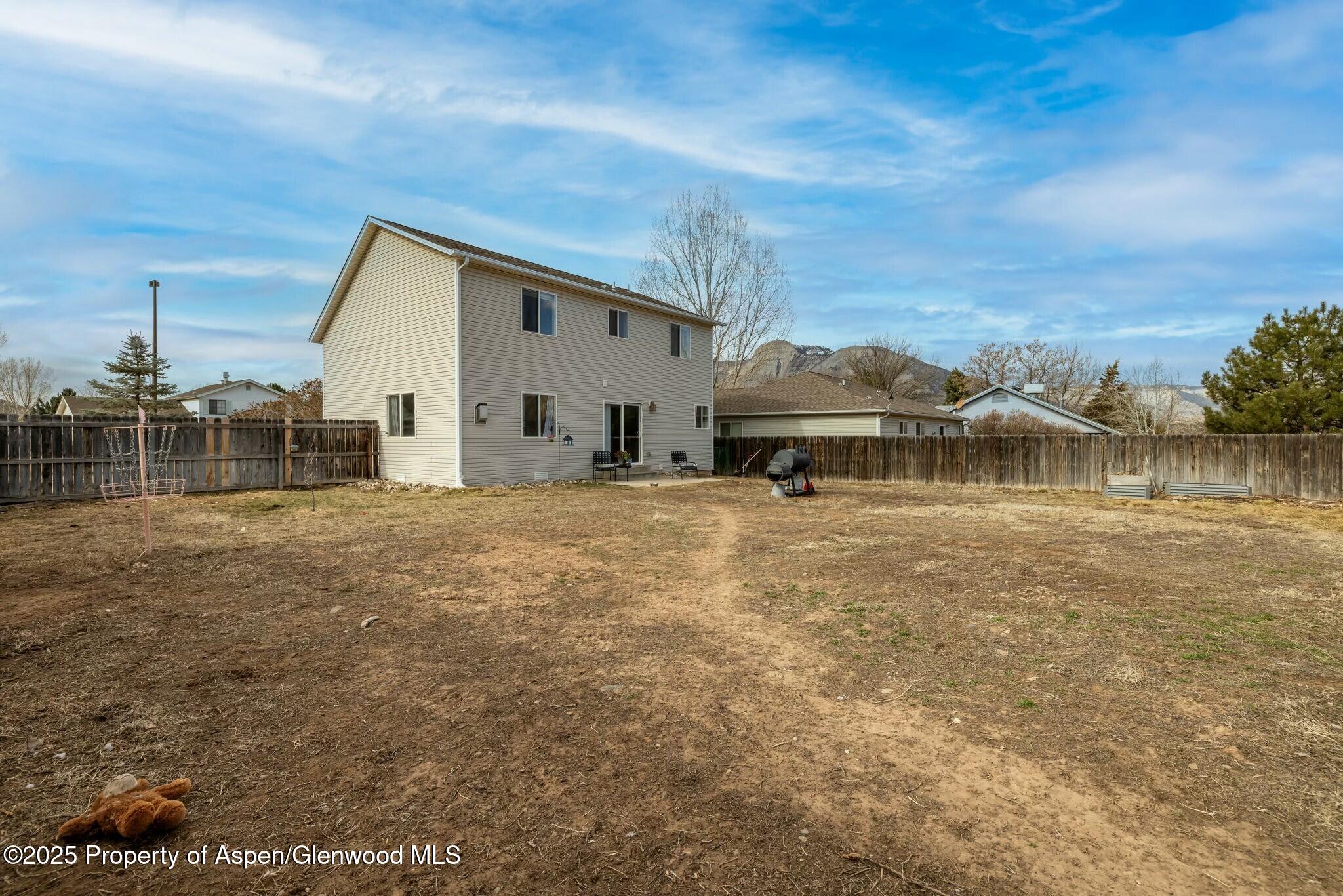 13 Pinetree Place Property Photo 24