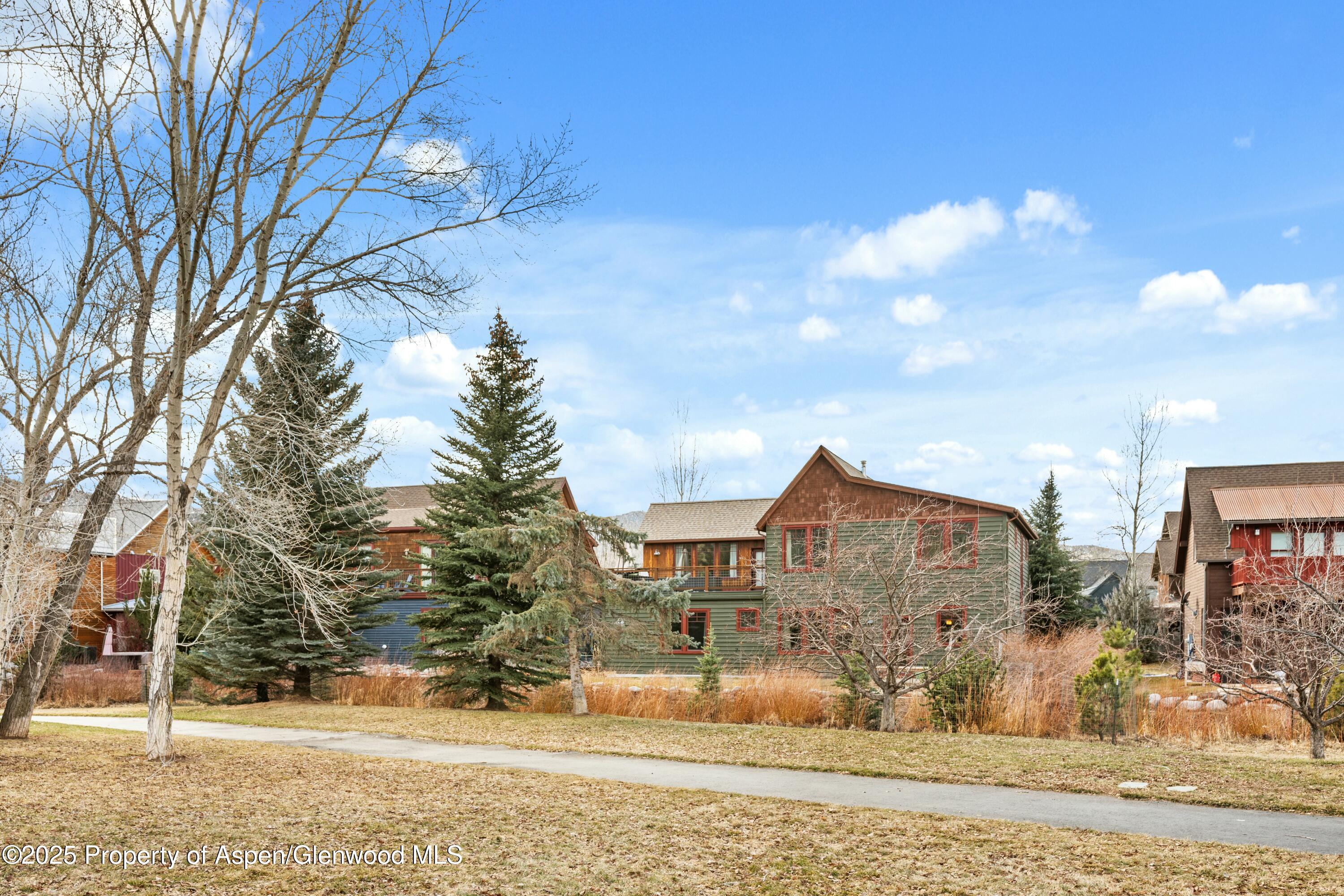 344 Sopris Circle Property Photo 6