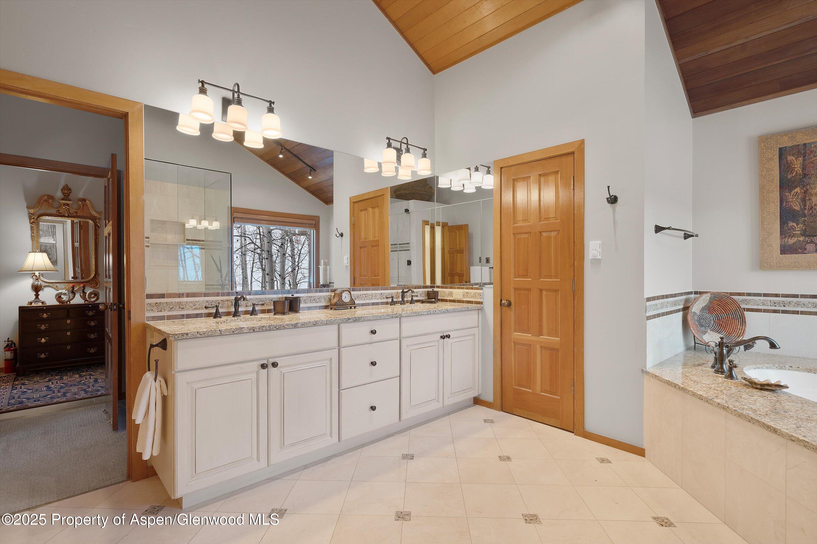 61 Trails End Lane, 2 Property Photo 15