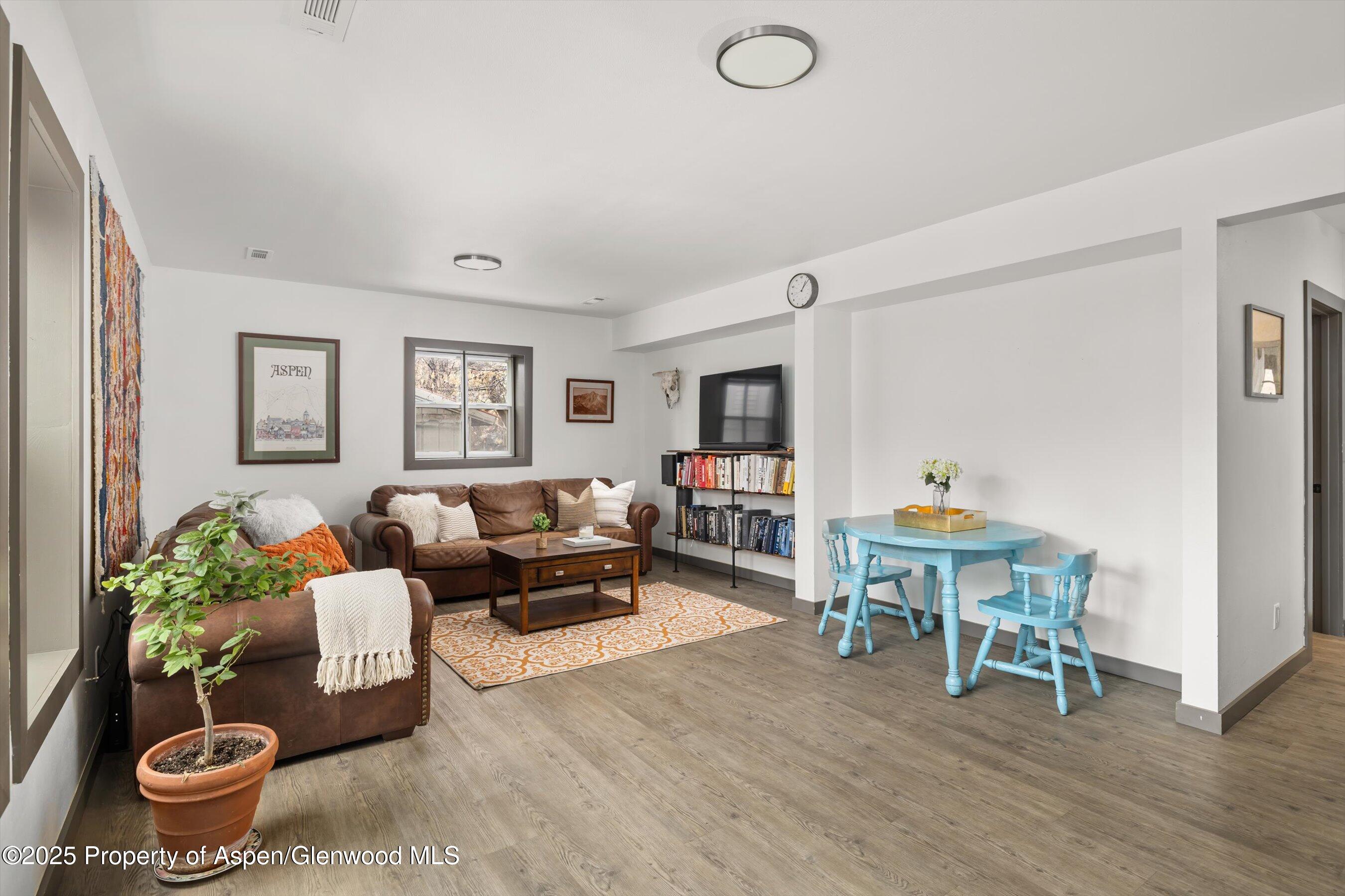 156.5 Midland Avenue Property Photo