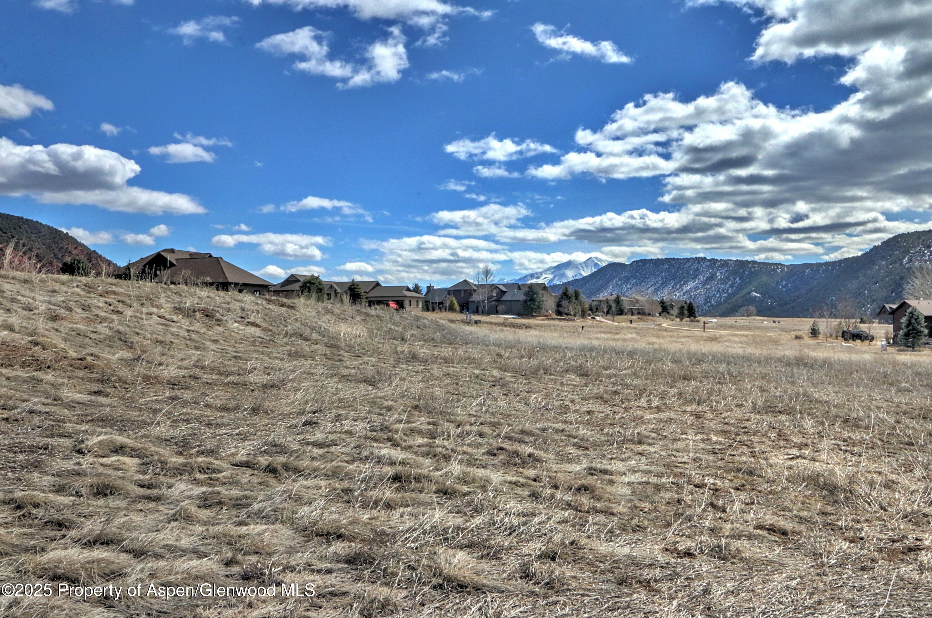 169 Red Cliff Circle Property Photo 6