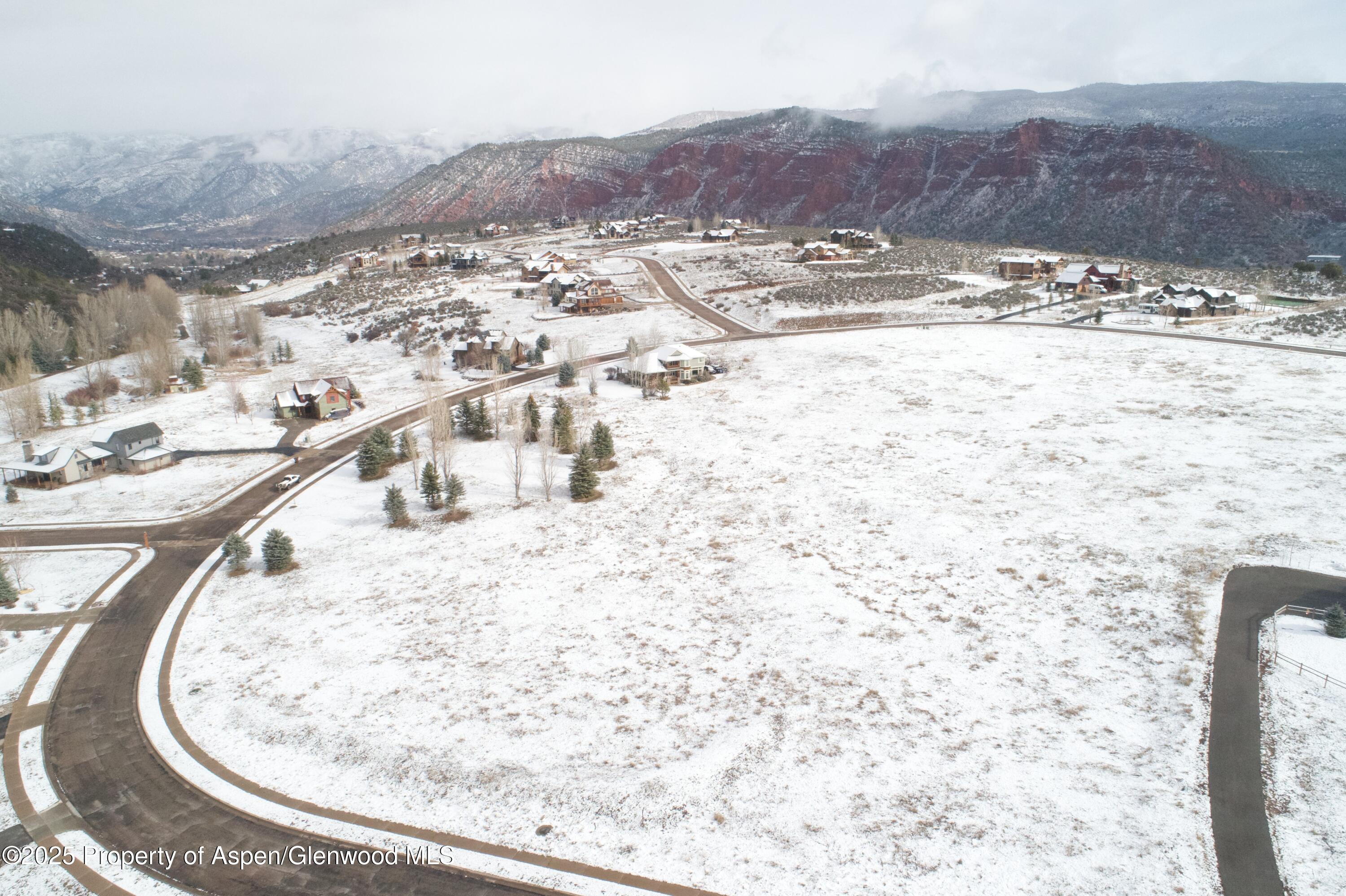 169 Red Cliff Circle Property Photo 11