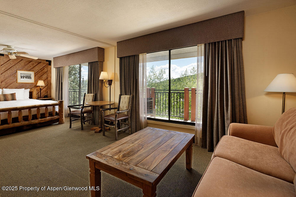 300 Carriage Way, 601 Property Photo 6