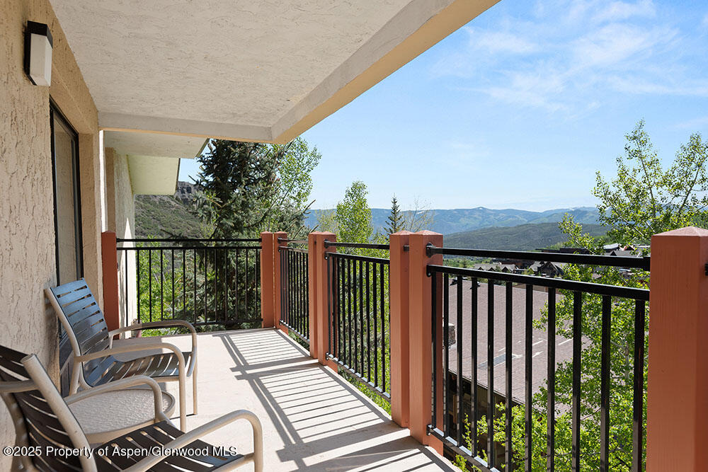 300 Carriage Way, 601 Property Photo 10