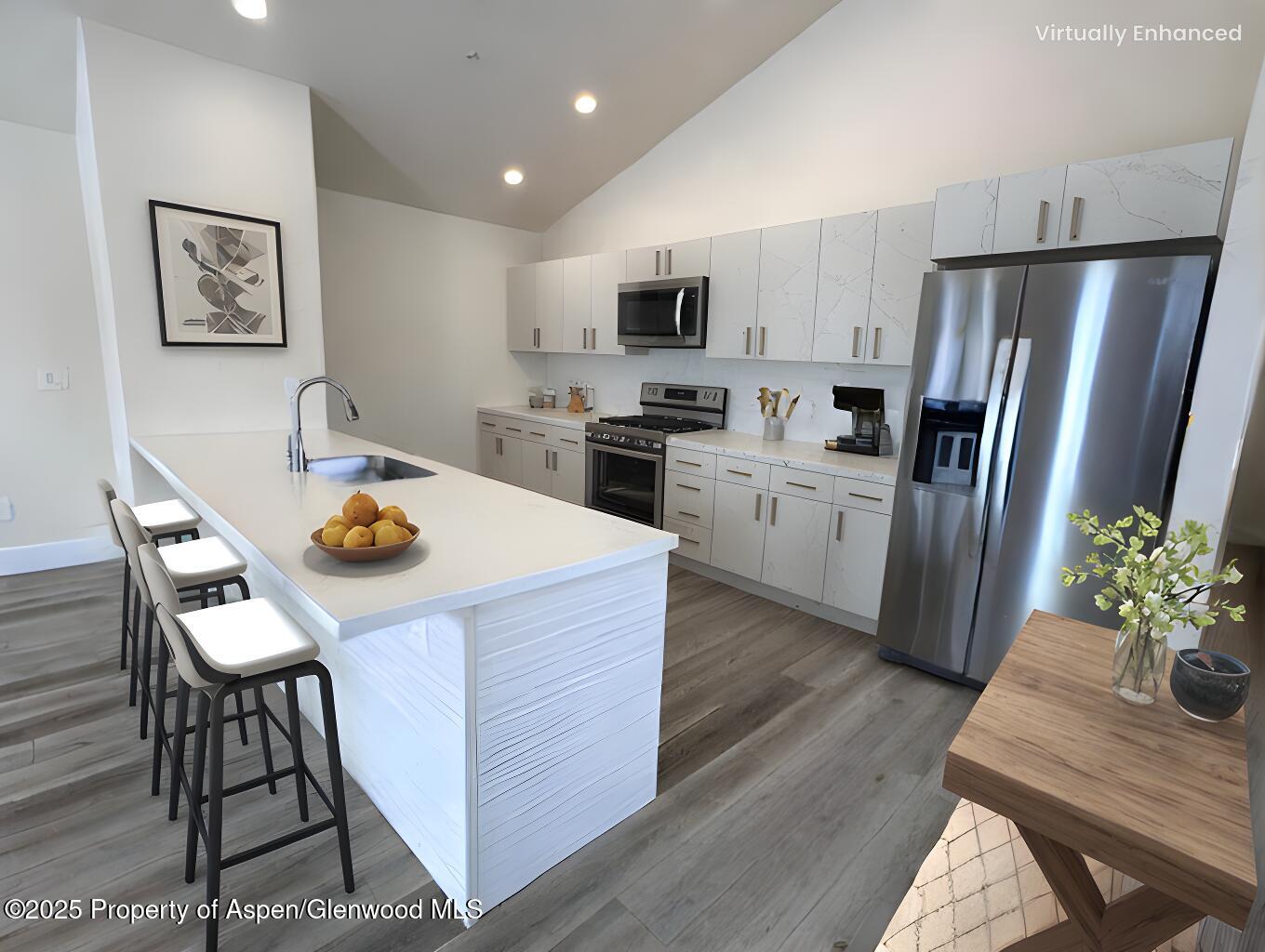 1691 Drake Place Property Photo 6