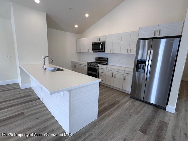 1691 Drake Place Property Photo 7