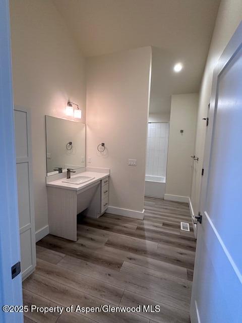 1691 Drake Place Property Photo 11