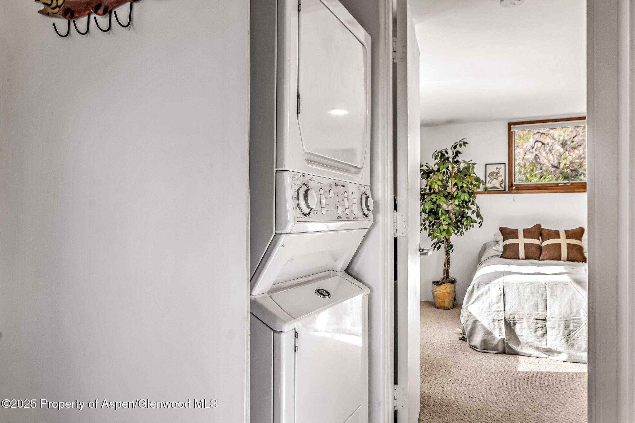 505 Ingersoll Property Photo 22