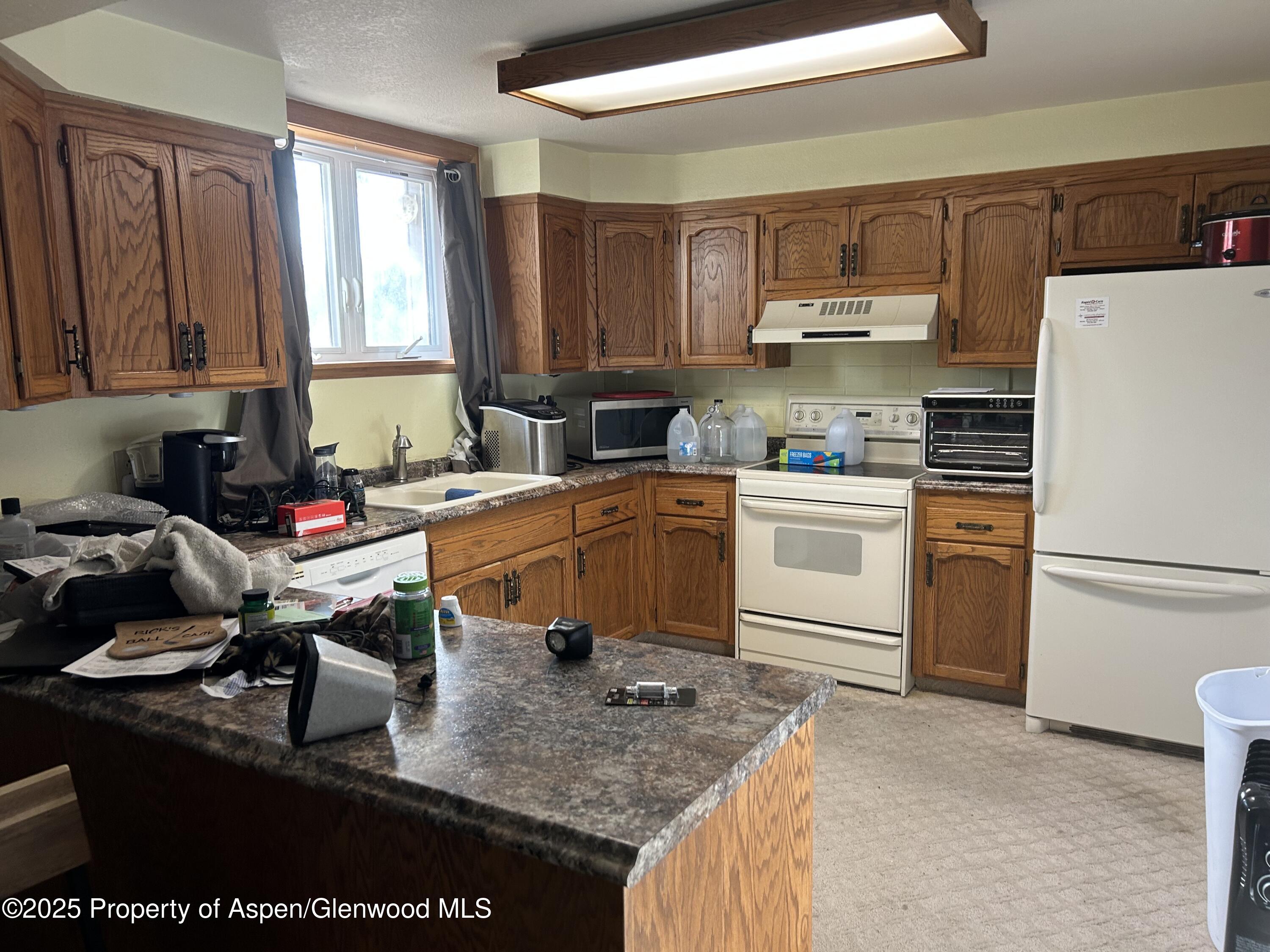 335 Woodbury Drive Property Photo 10