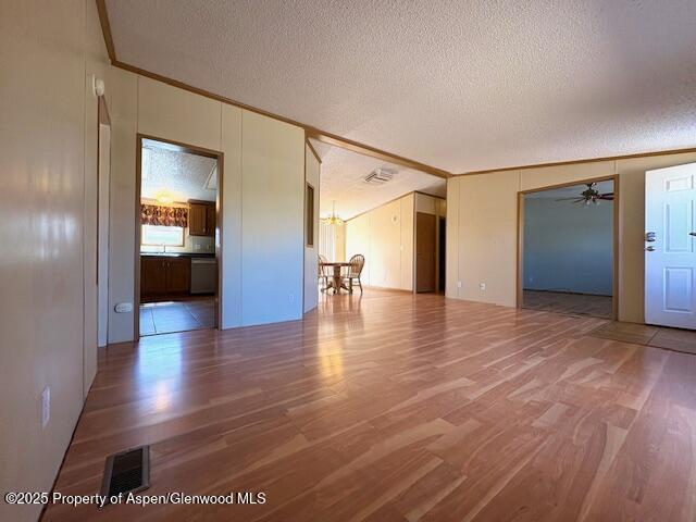 167 Queen City Circle Property Photo 6