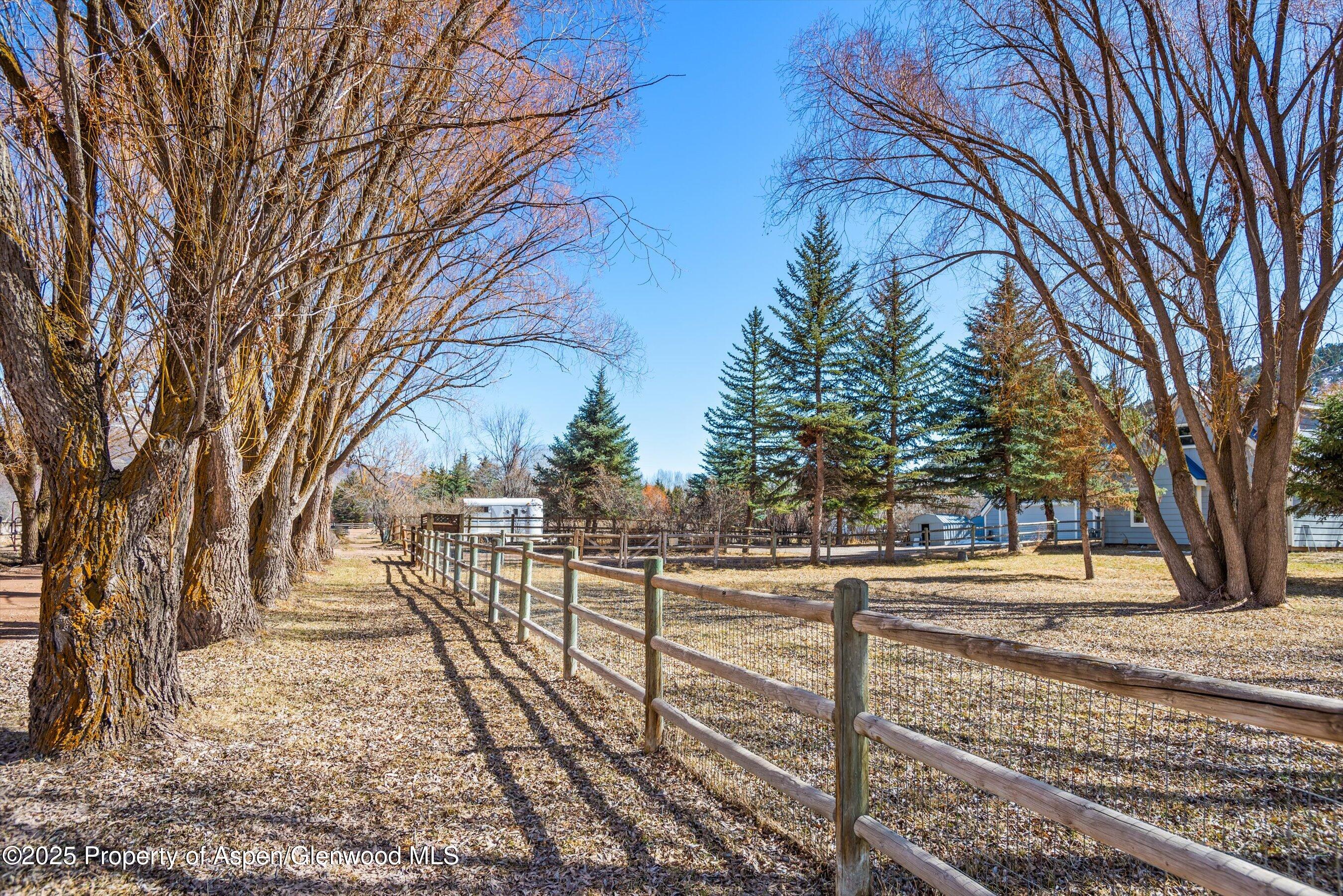 138 Flying Fish Road Property Photo 14