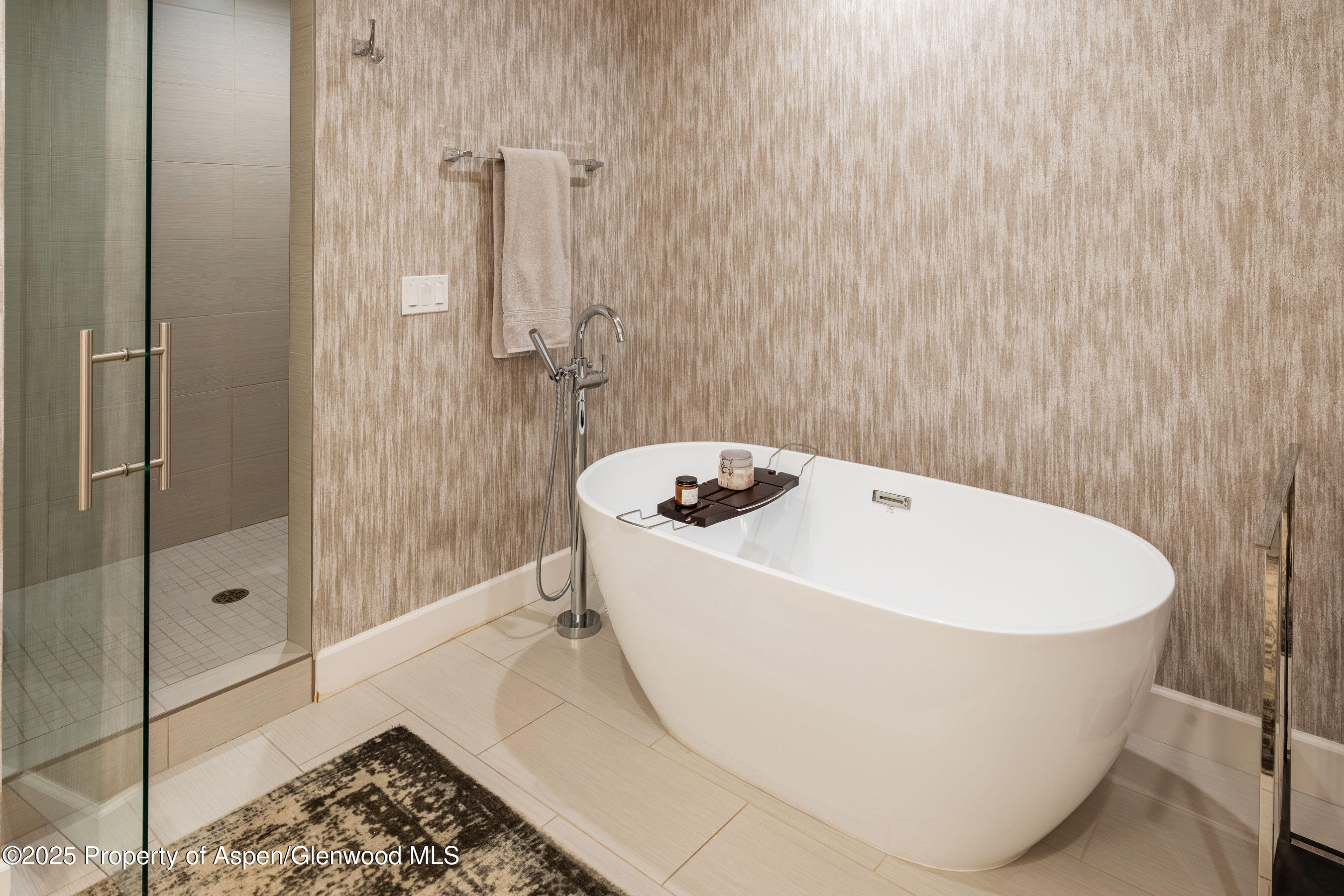3700 Crystal Bridge Drive Drive Property Photo 13