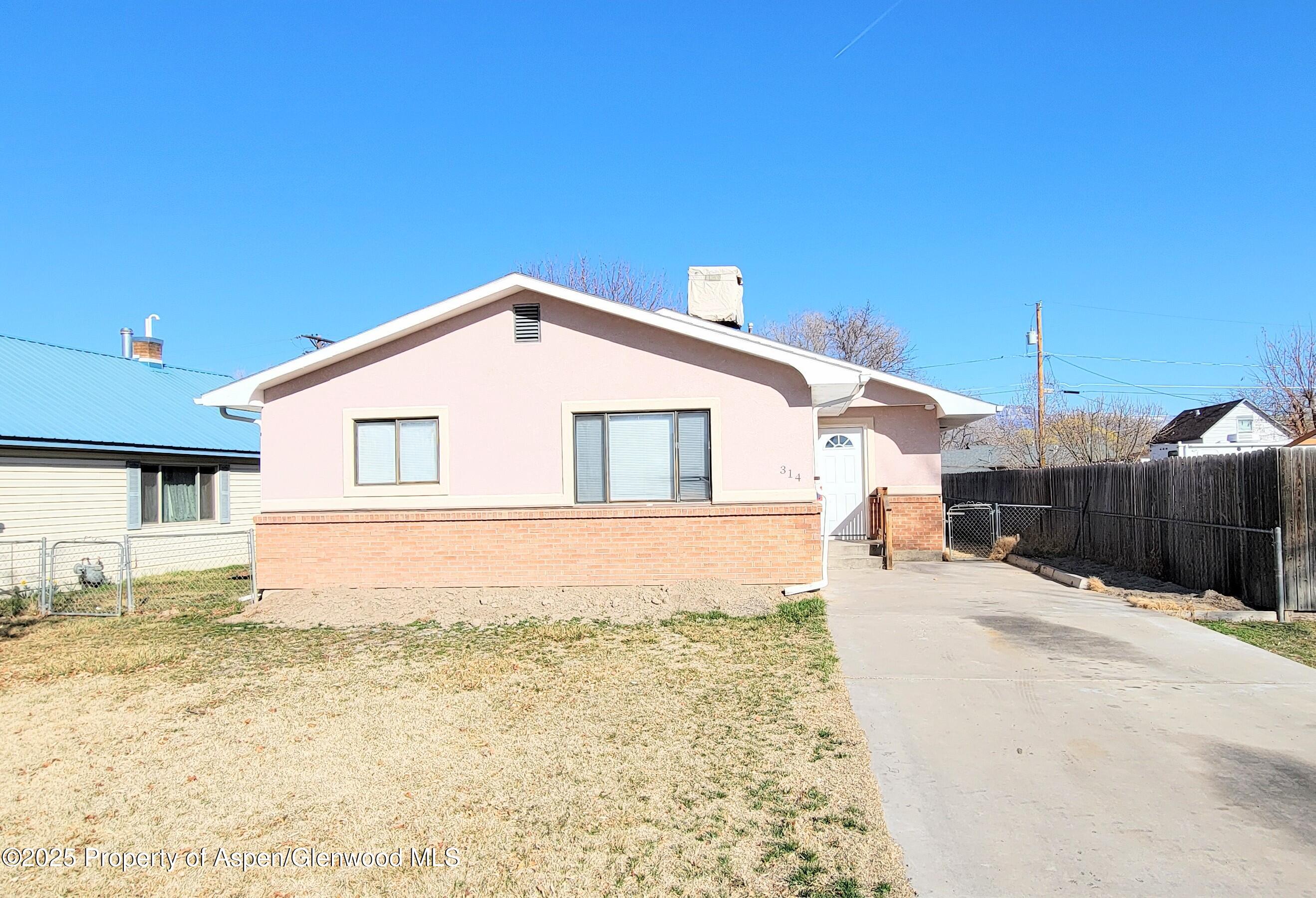 314 3rd Street Property Photo 1